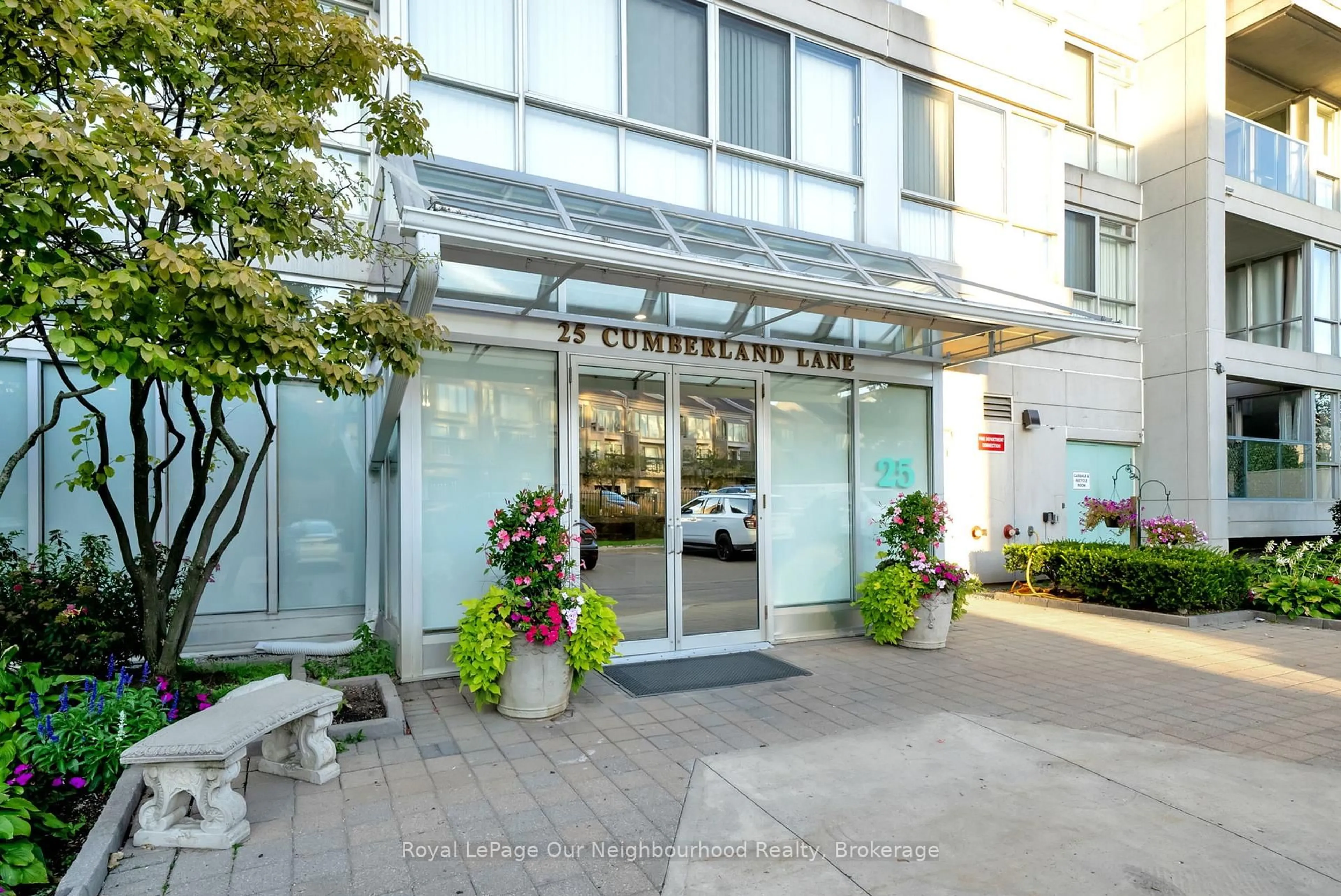 Unknown for 25 Cumberland Lane #304, Ajax Ontario L1S 7K1