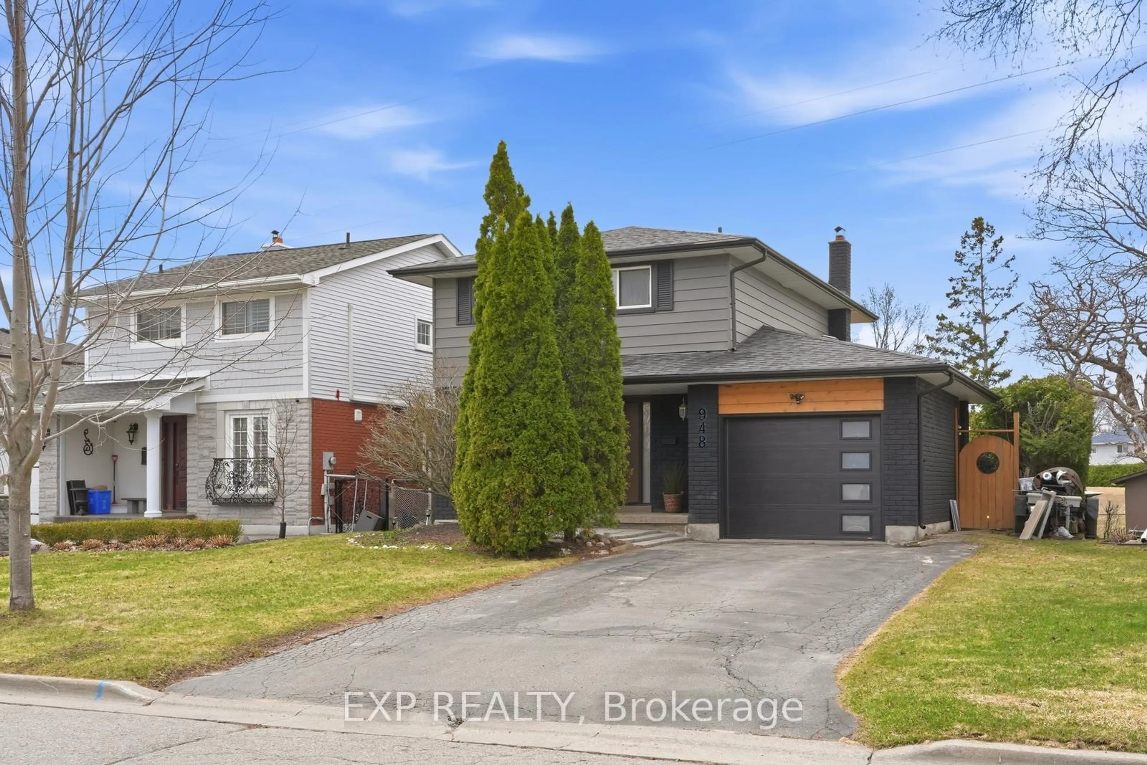 Home with brick exterior material, street for 948 Downing Crt, Oshawa Ontario L1G 7R5