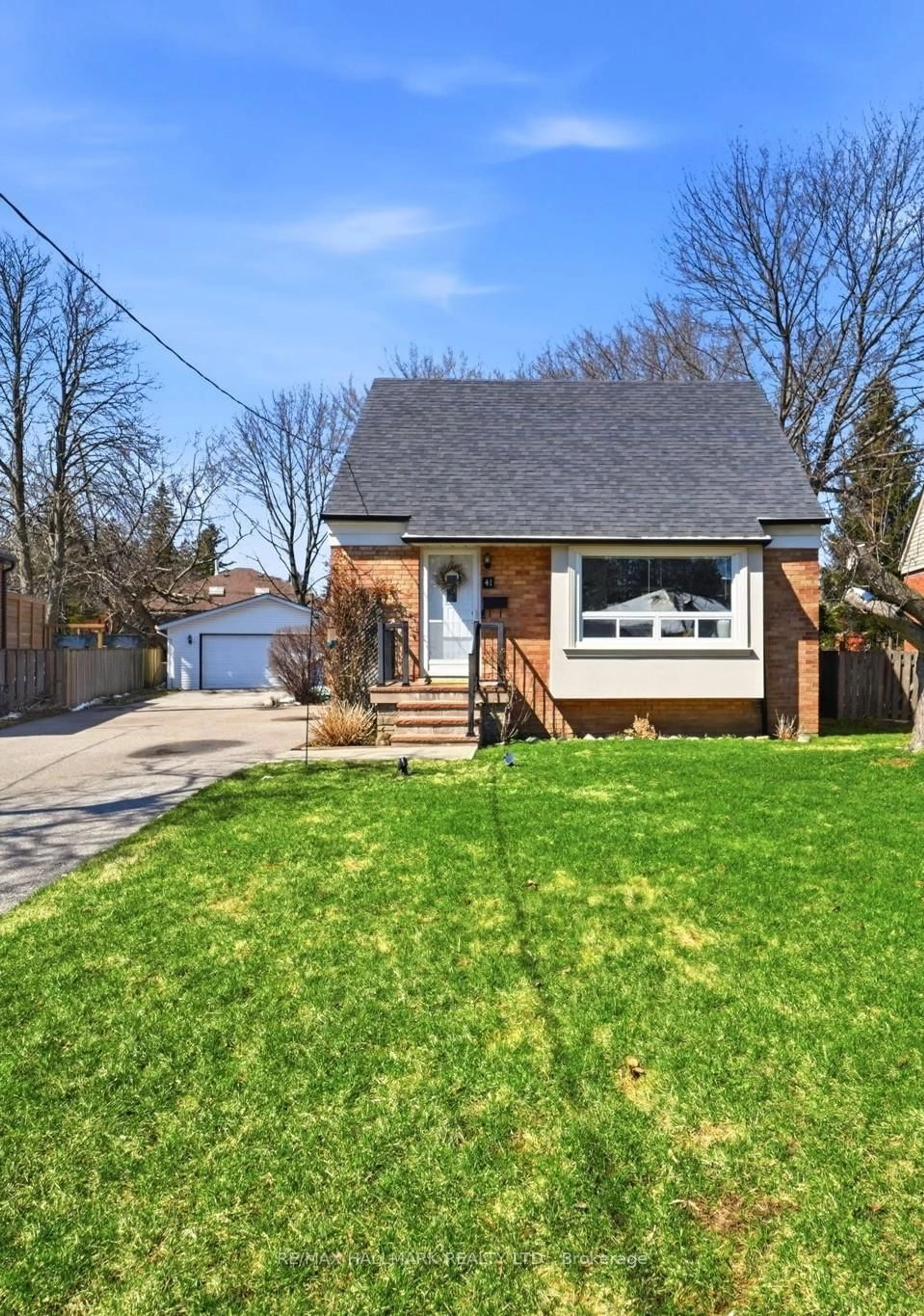 Home with brick exterior material, street for 41 Twin Pauls Cres, Toronto Ontario M1R 3Z6