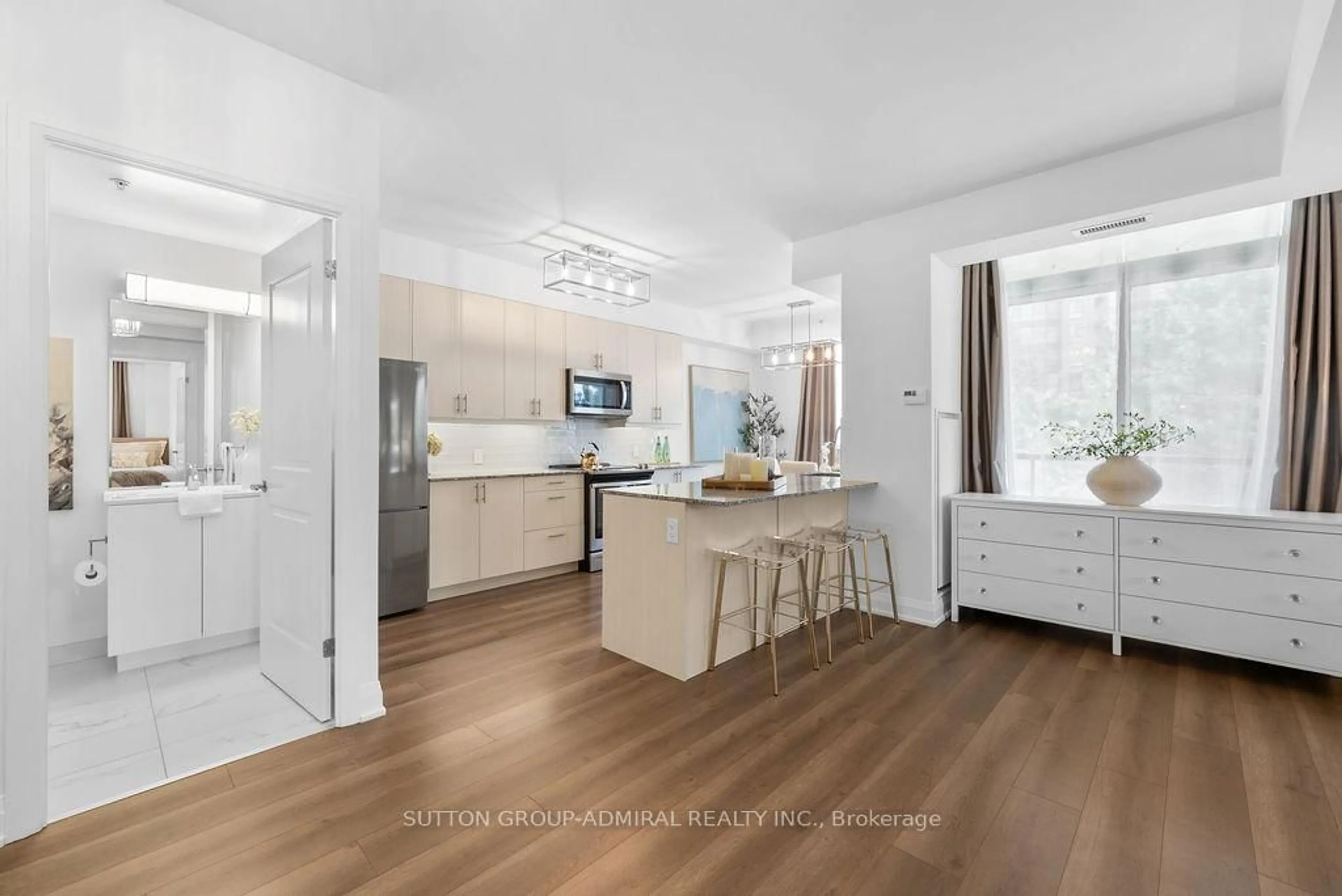 Open concept kitchen, unknown for 3655 Kingston Rd #210, Toronto Ontario M1M 0E2