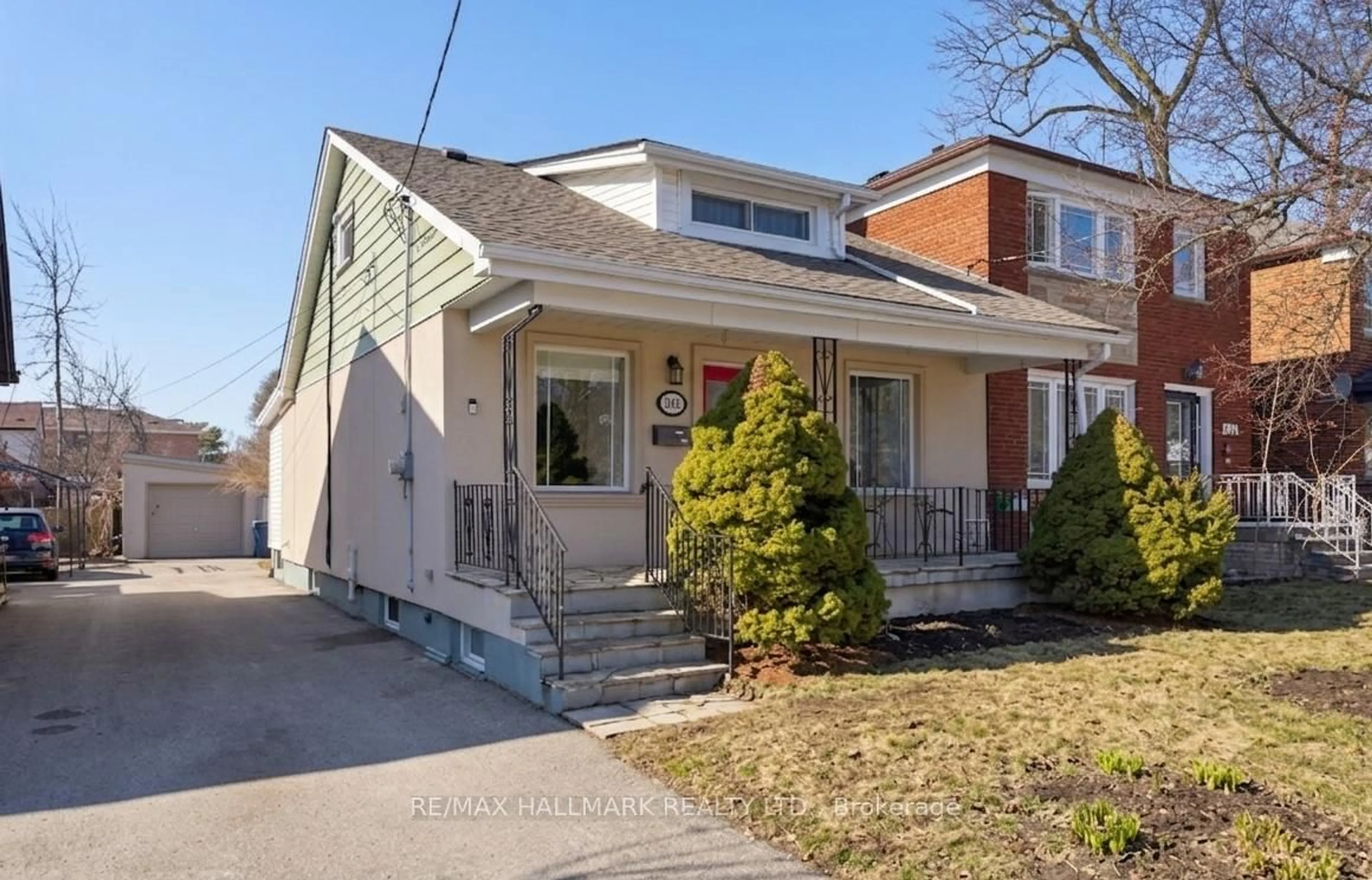 Home with brick exterior material, street for 1002 Victoria Park Ave, Toronto Ontario M4B 2J6
