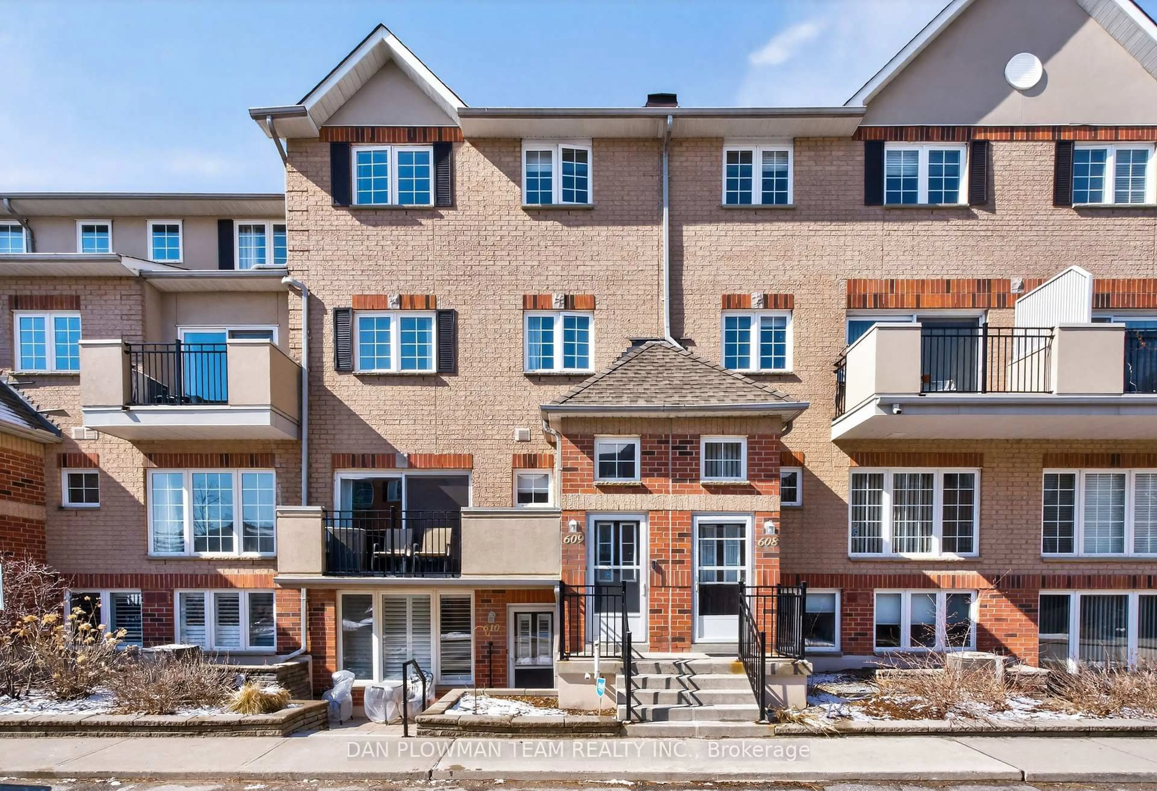 Home with brick exterior material, street for 1400 The Esplanade St #609, Pickering Ontario L1V 6V2