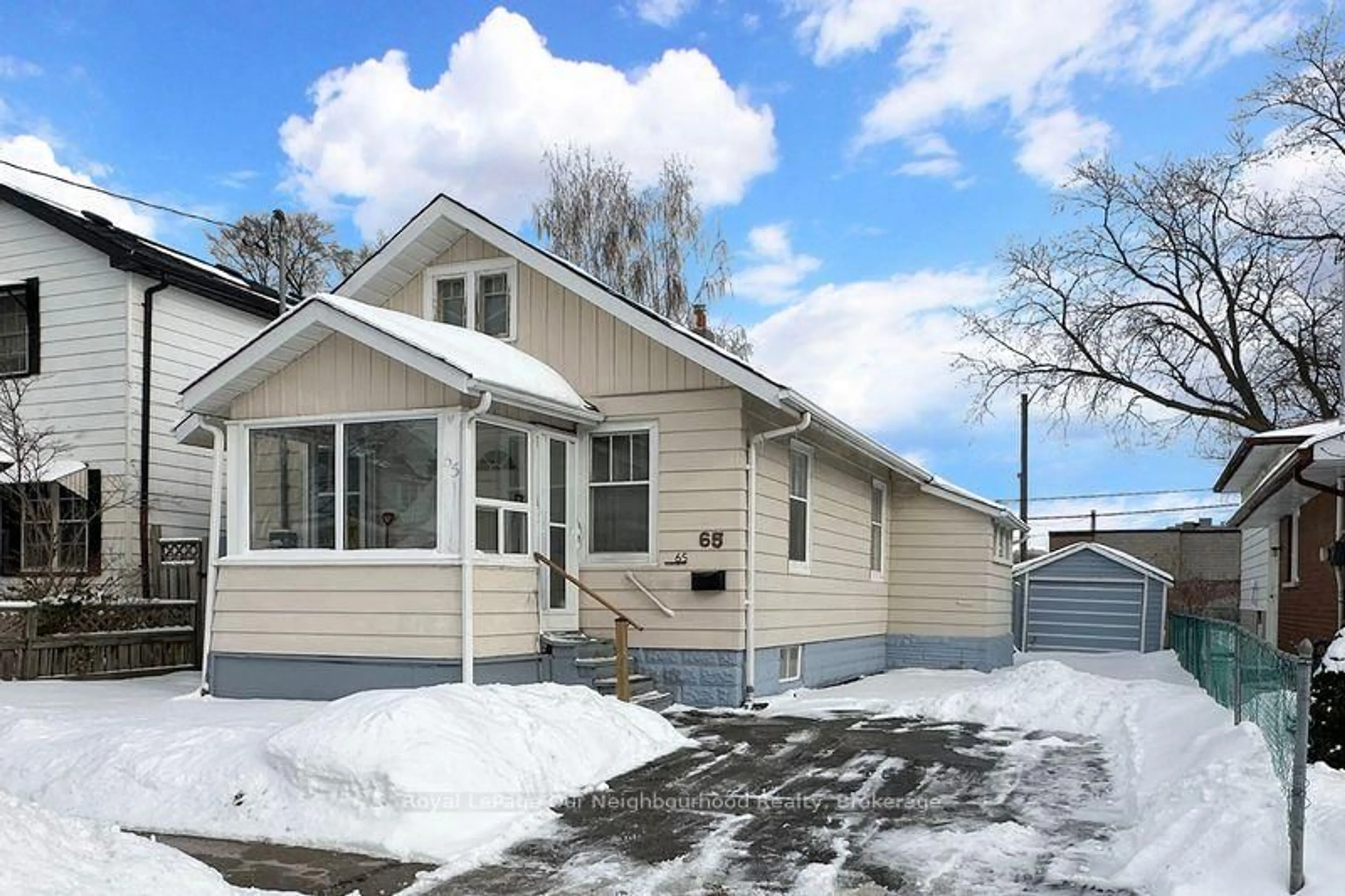 Home with vinyl exterior material, street for 65 Gladstone Ave, Oshawa Ontario L1J 4E4