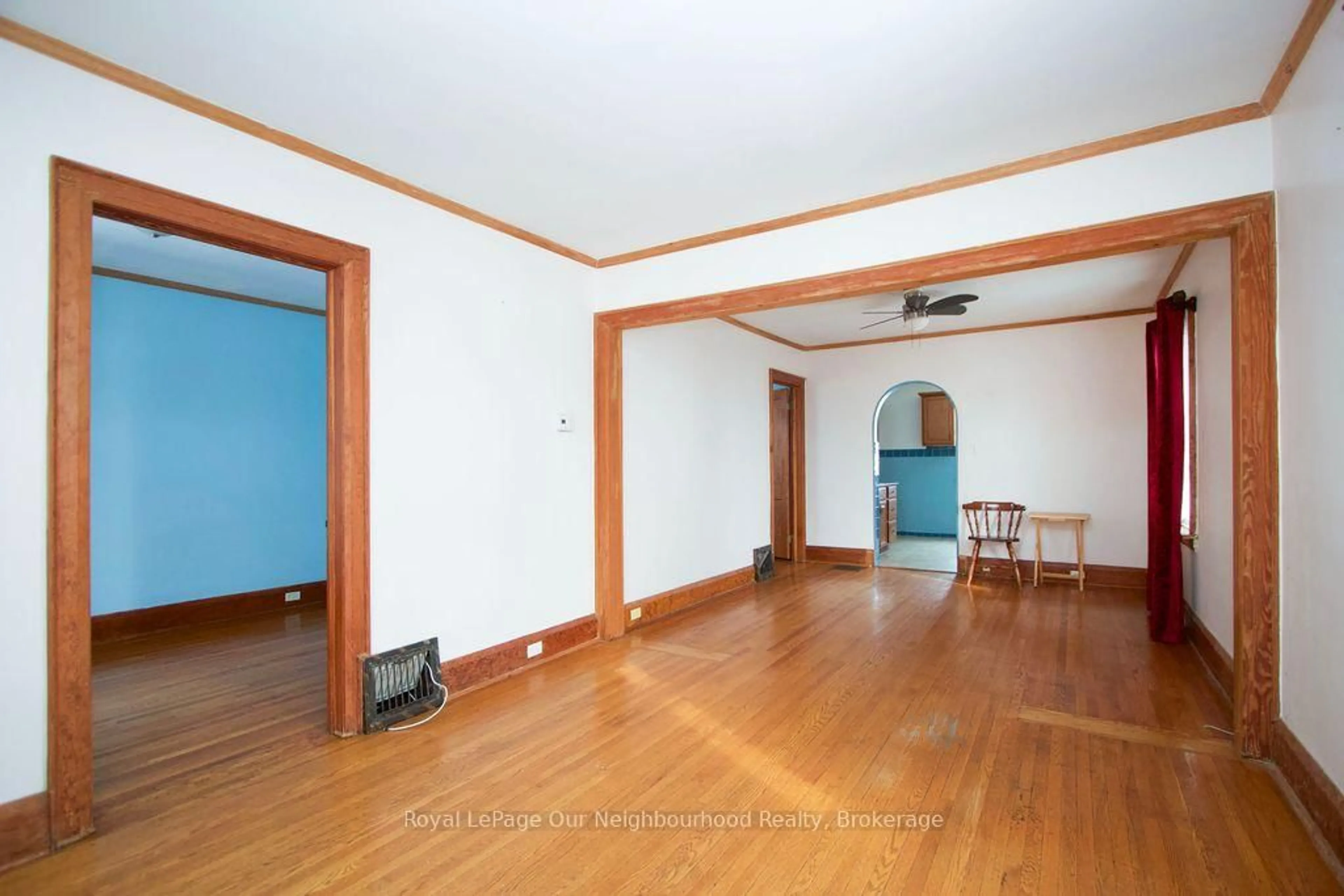 A pic of a room for 65 Gladstone Ave, Oshawa Ontario L1J 4E4