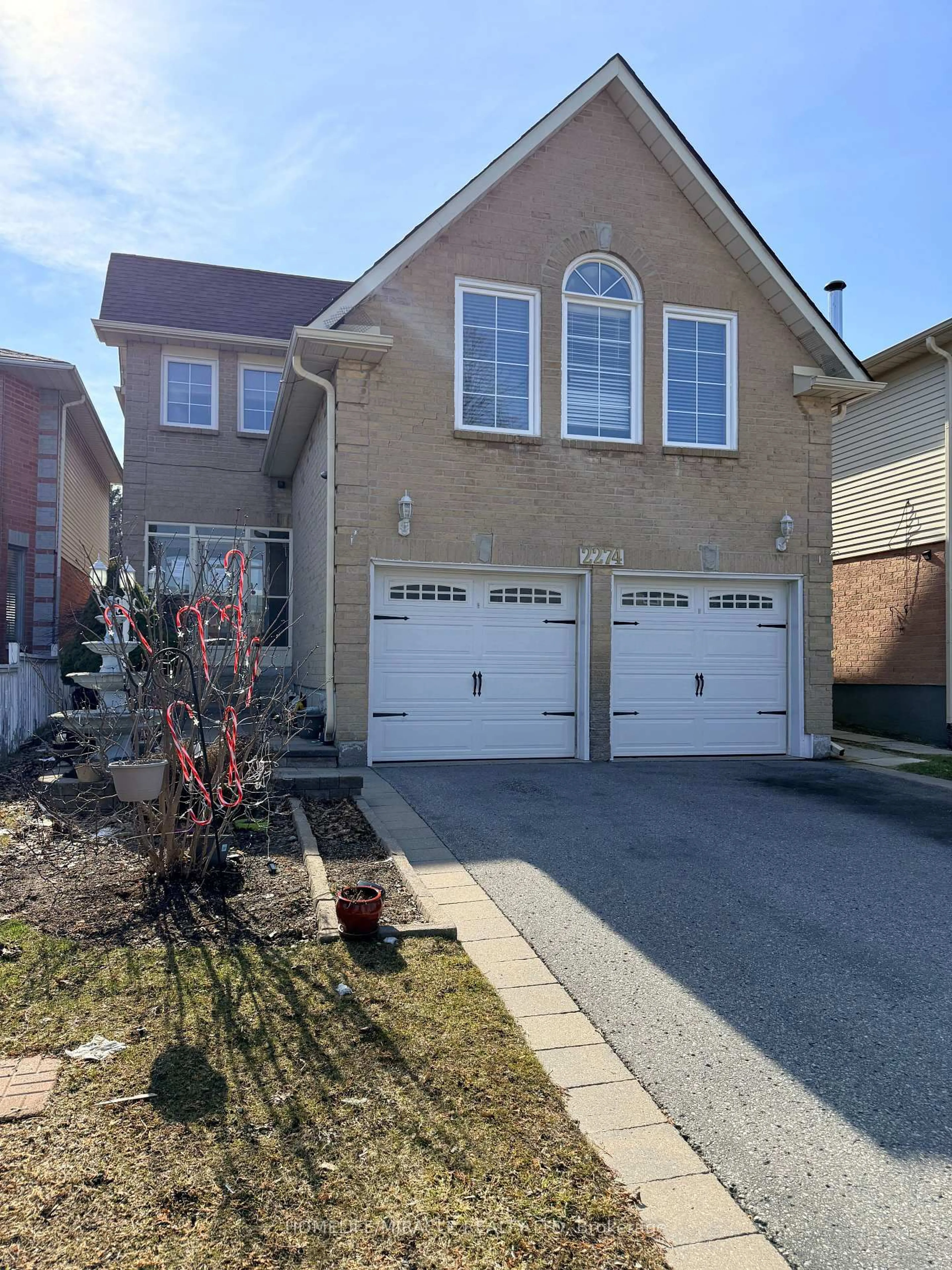 Home with brick exterior material, street for 2274 Chapman Crt, Pickering Ontario L1X 2E8
