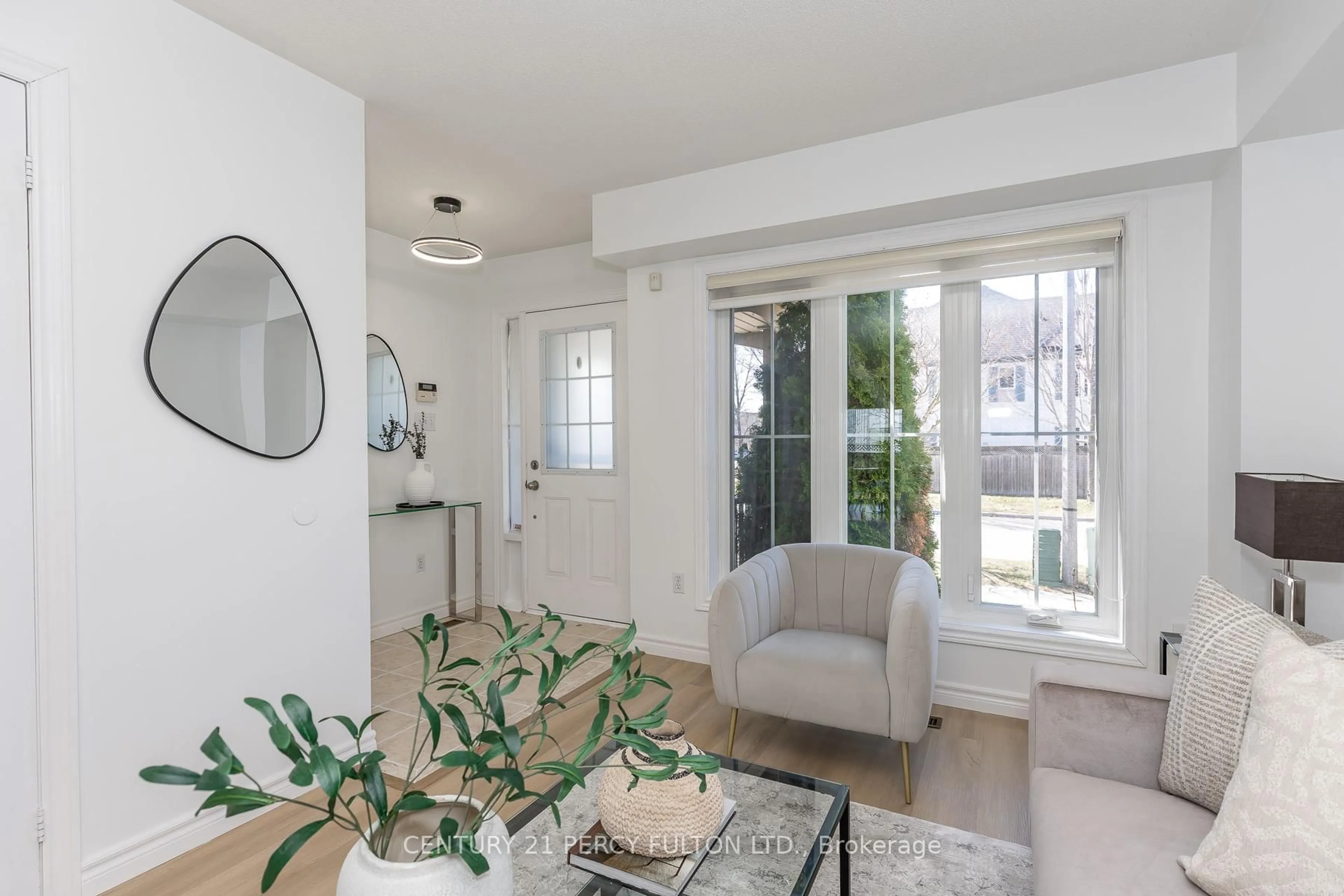 Indoor entryway for 47 Harrongate Pl, Whitby Ontario L1R 3E4