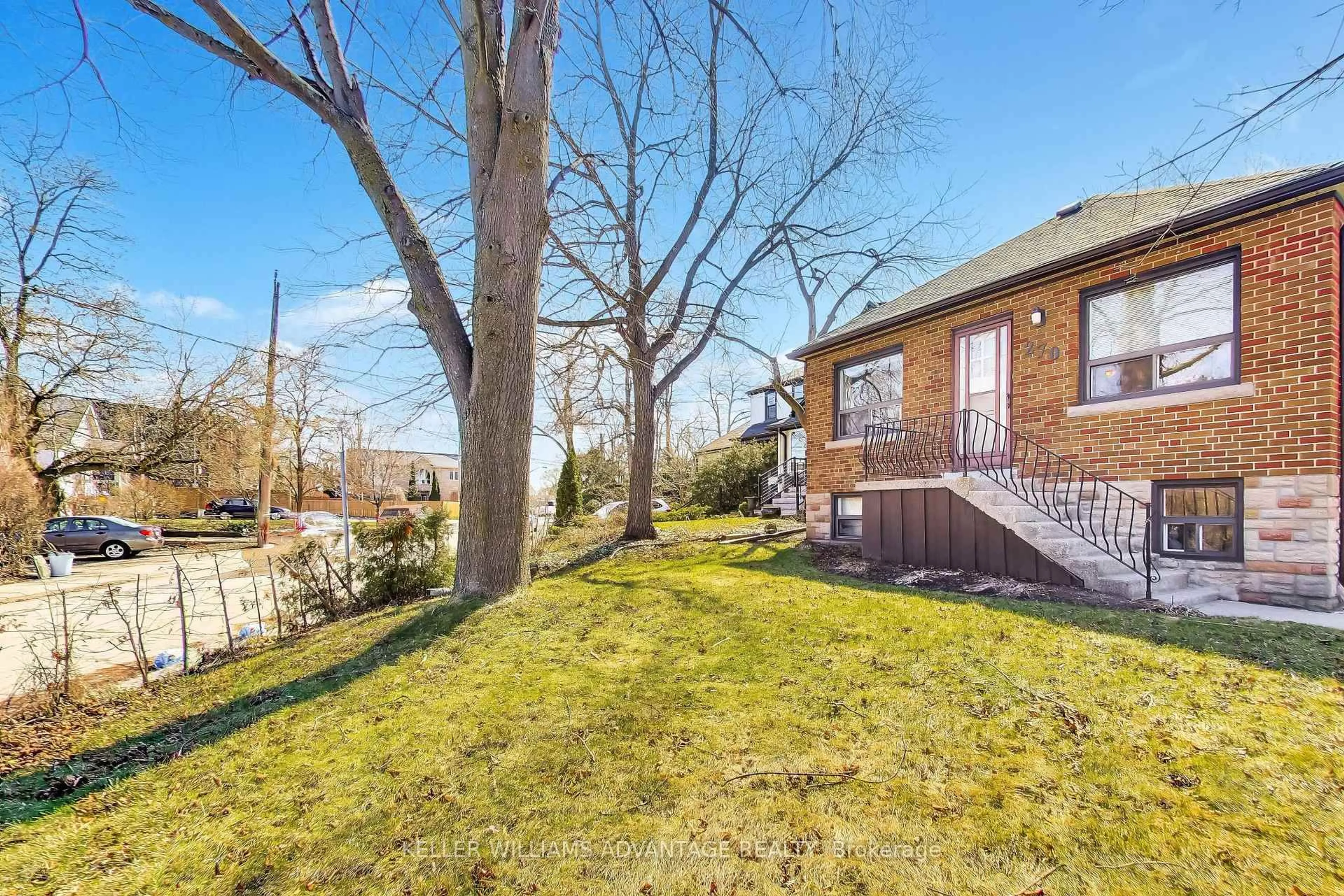 Patio, water/lake/river/ocean view for 270 Glebemount Ave, Toronto Ontario M4C 3T8