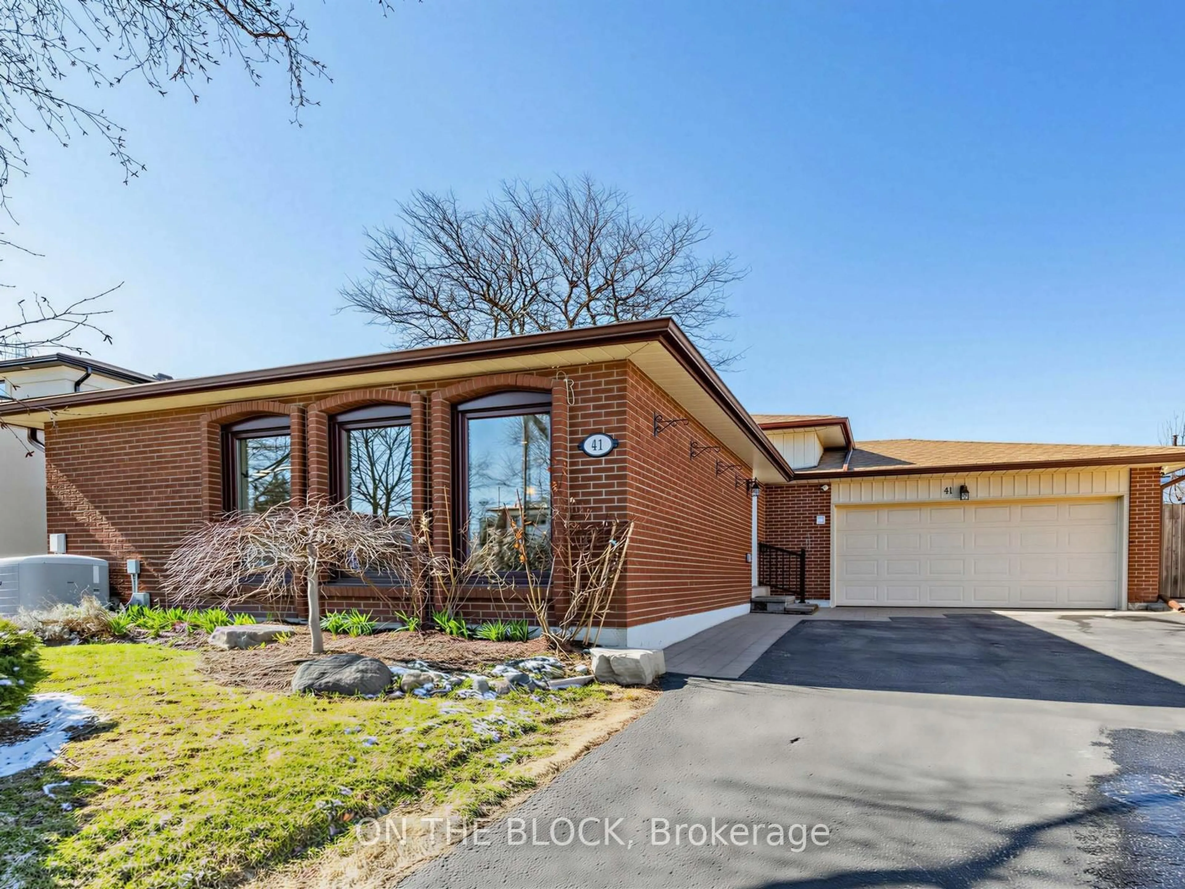 Home with brick exterior material, street for 41 Eastlea Cres, Toronto Ontario M1T 3A5