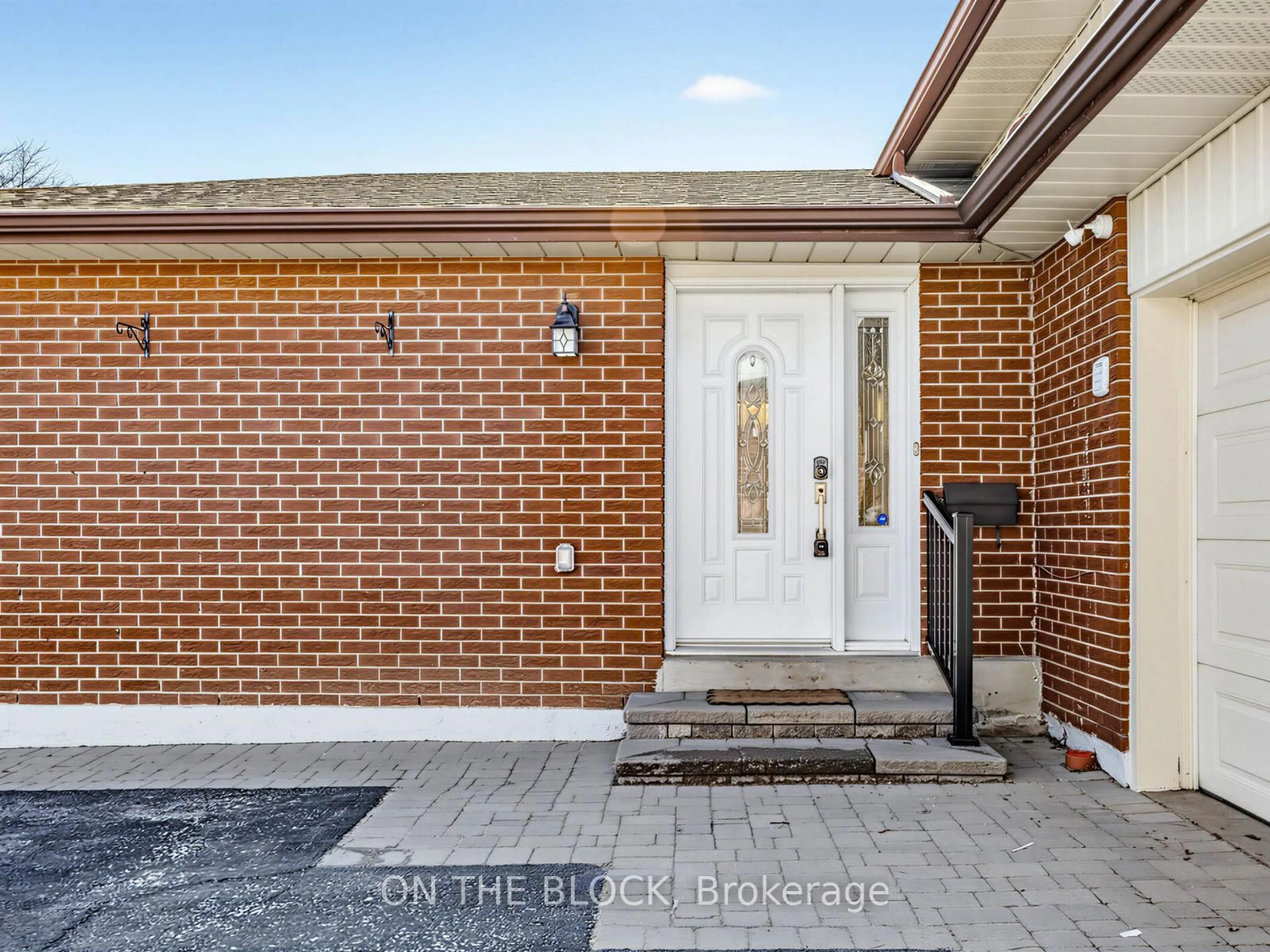 Home with brick exterior material, street for 41 Eastlea Cres, Toronto Ontario M1T 3A5