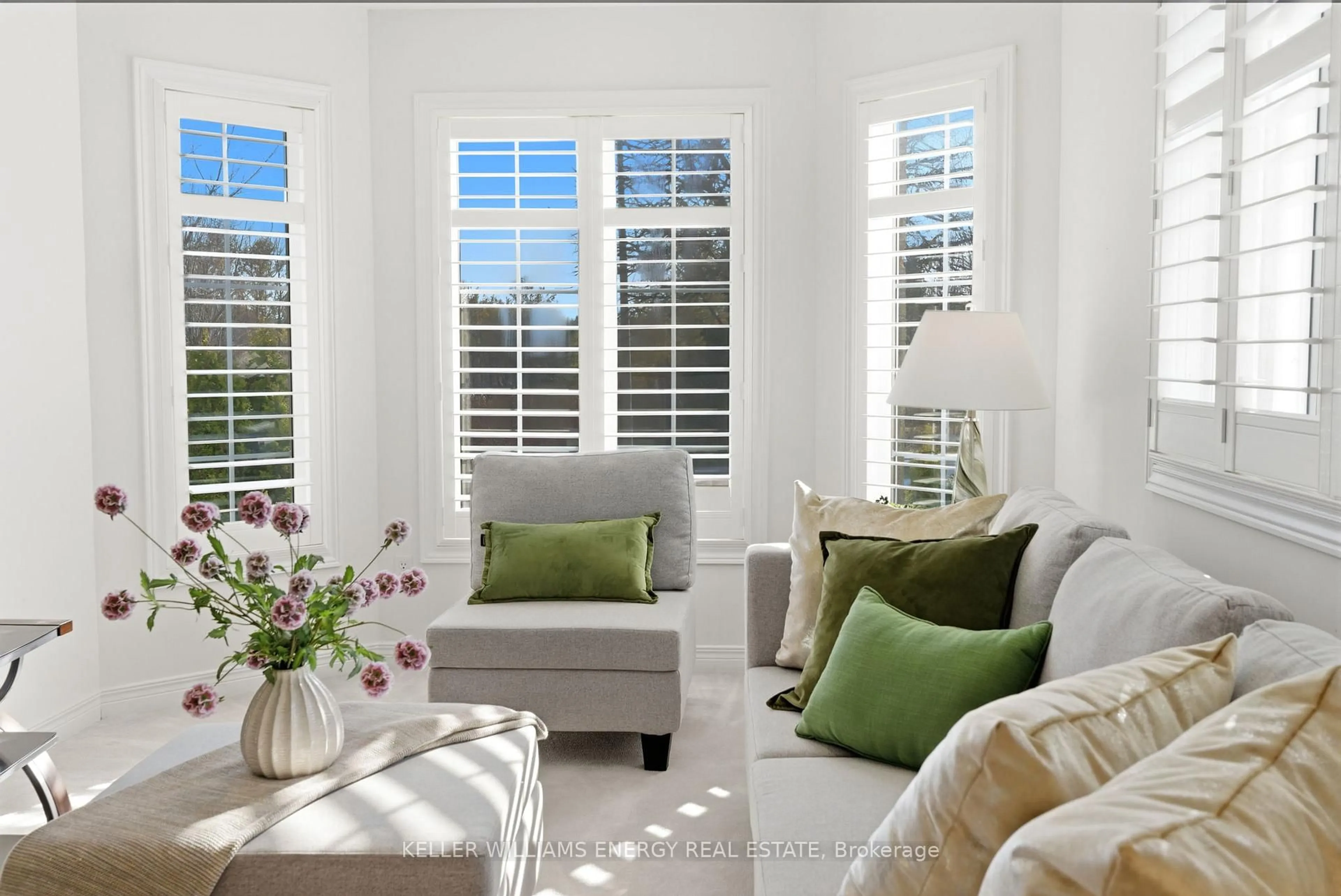 Living room with furniture, unknown for 66 Squire Fletcher Dr, Clarington Ontario L1C 5H9