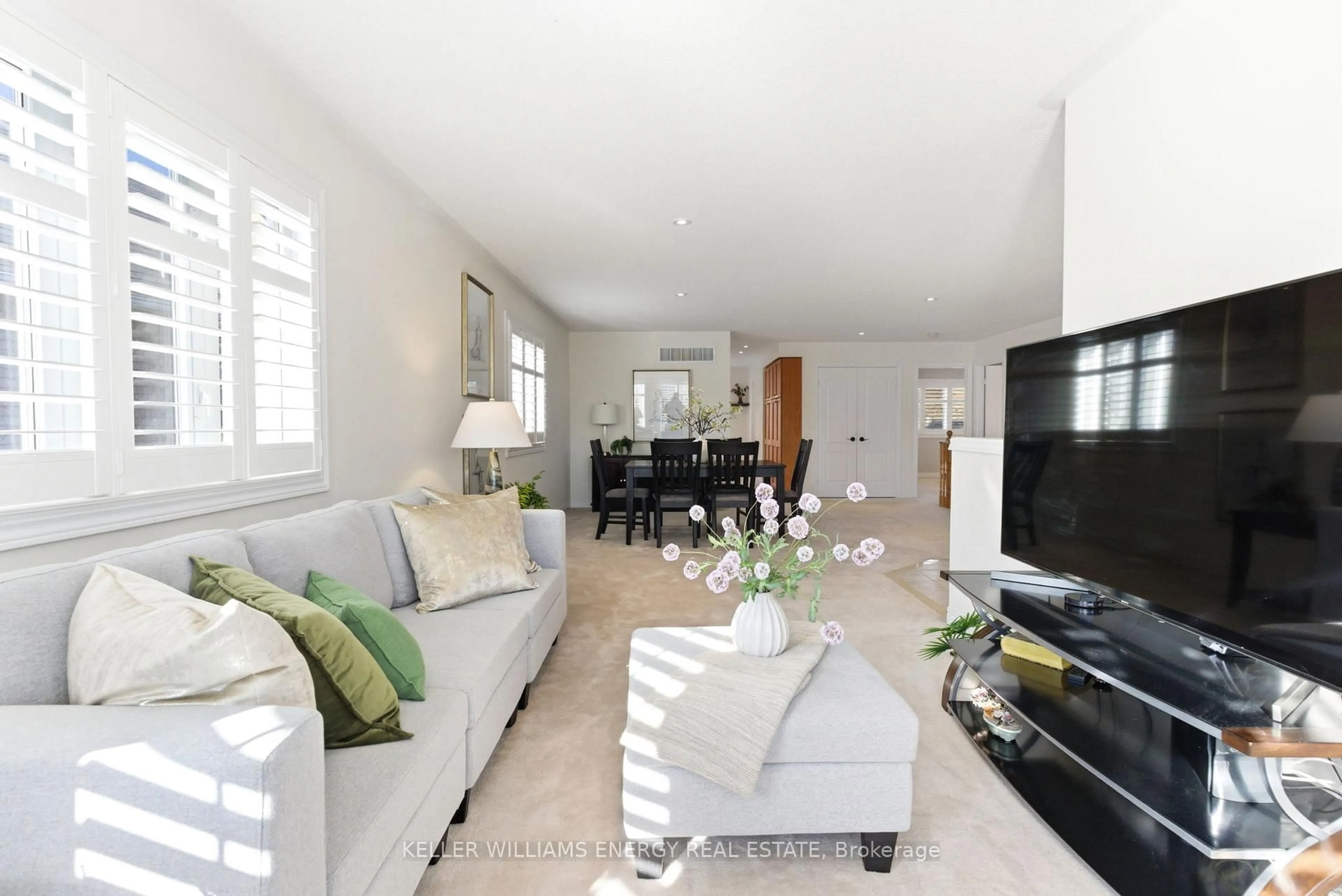 Living room with furniture, unknown for 66 Squire Fletcher Dr, Clarington Ontario L1C 5H9