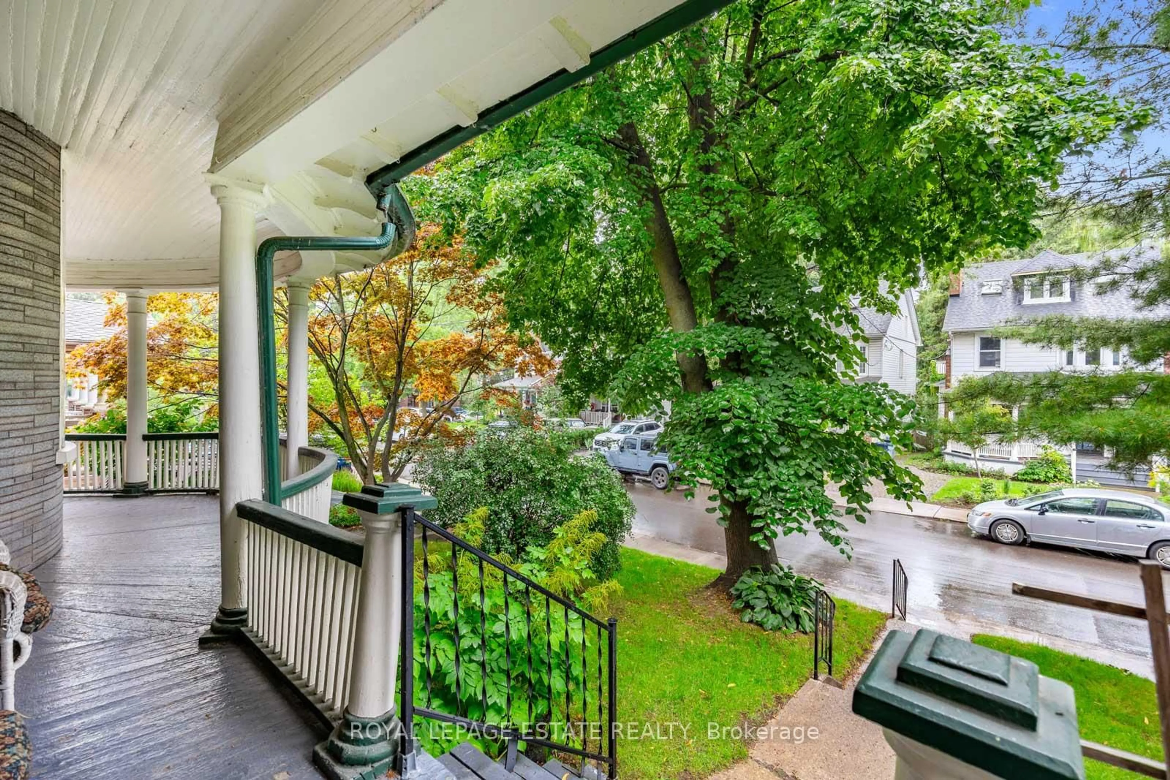 Patio, unknown for 55 Leuty Ave, Toronto Ontario M4E 2R2