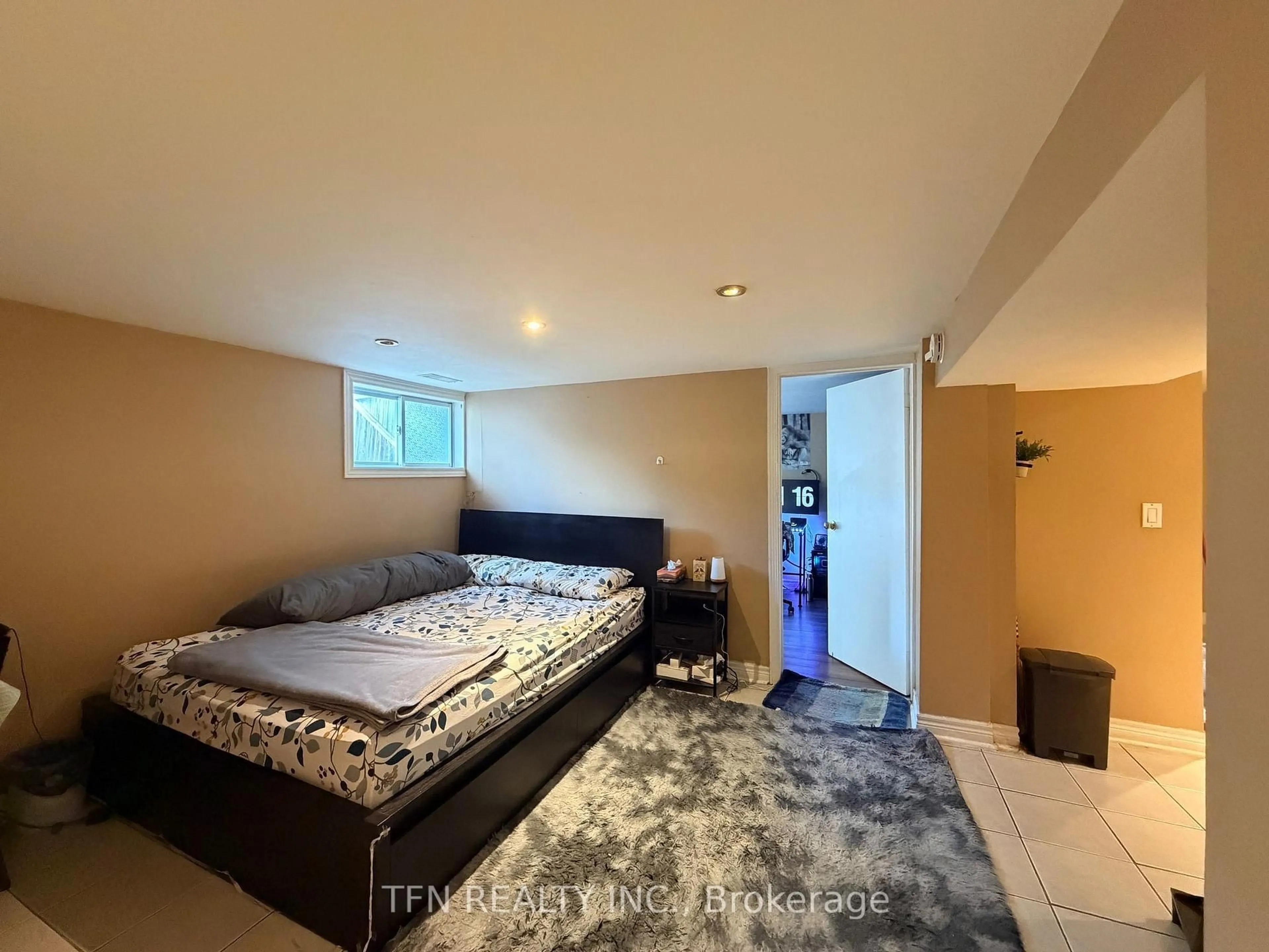 A pic of a room for 26 Bush Dr, Toronto Ontario M1C 1G6