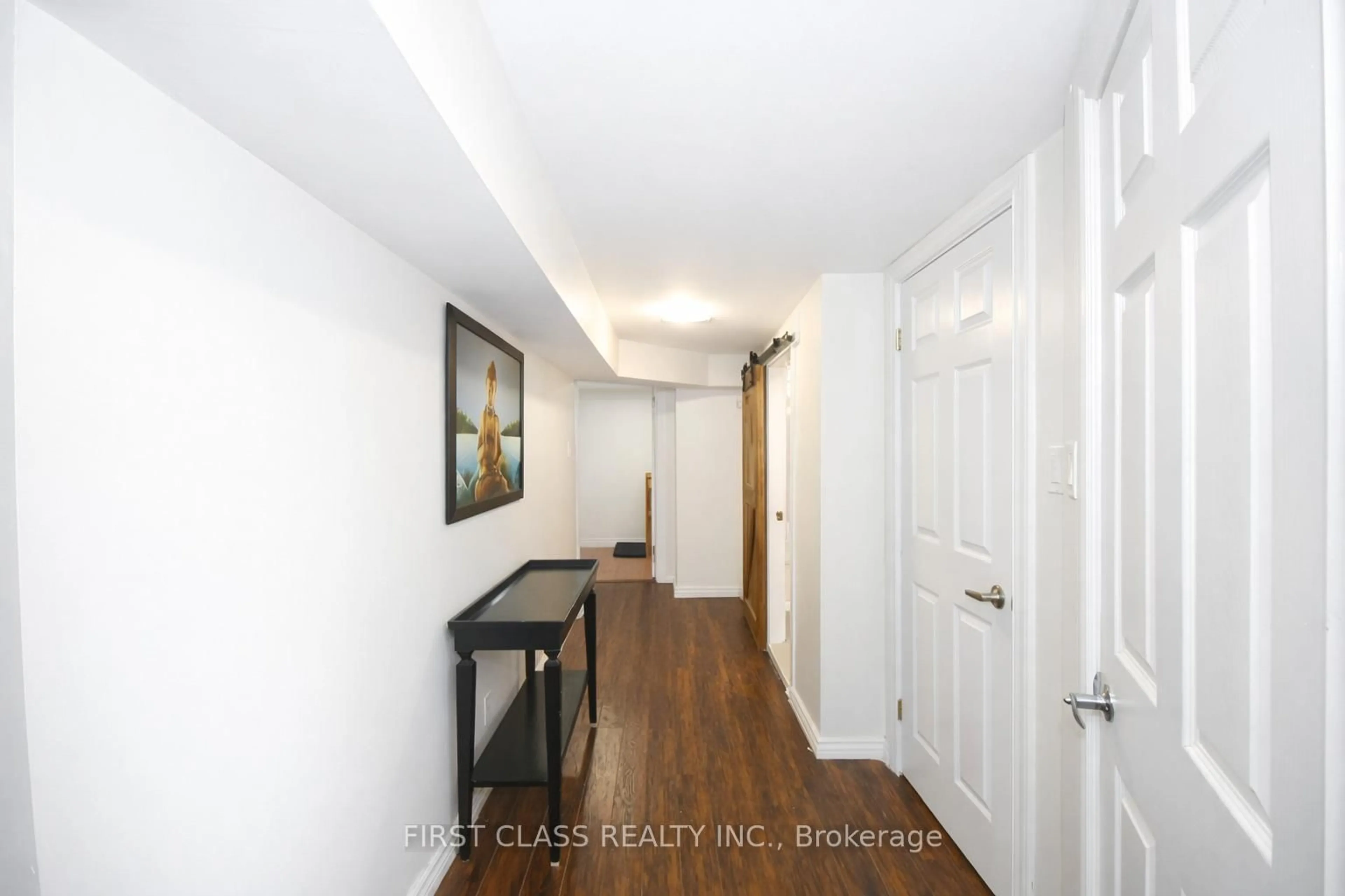 Indoor entryway for 102 Greenwood Ave, Toronto Ontario M4L 2P6