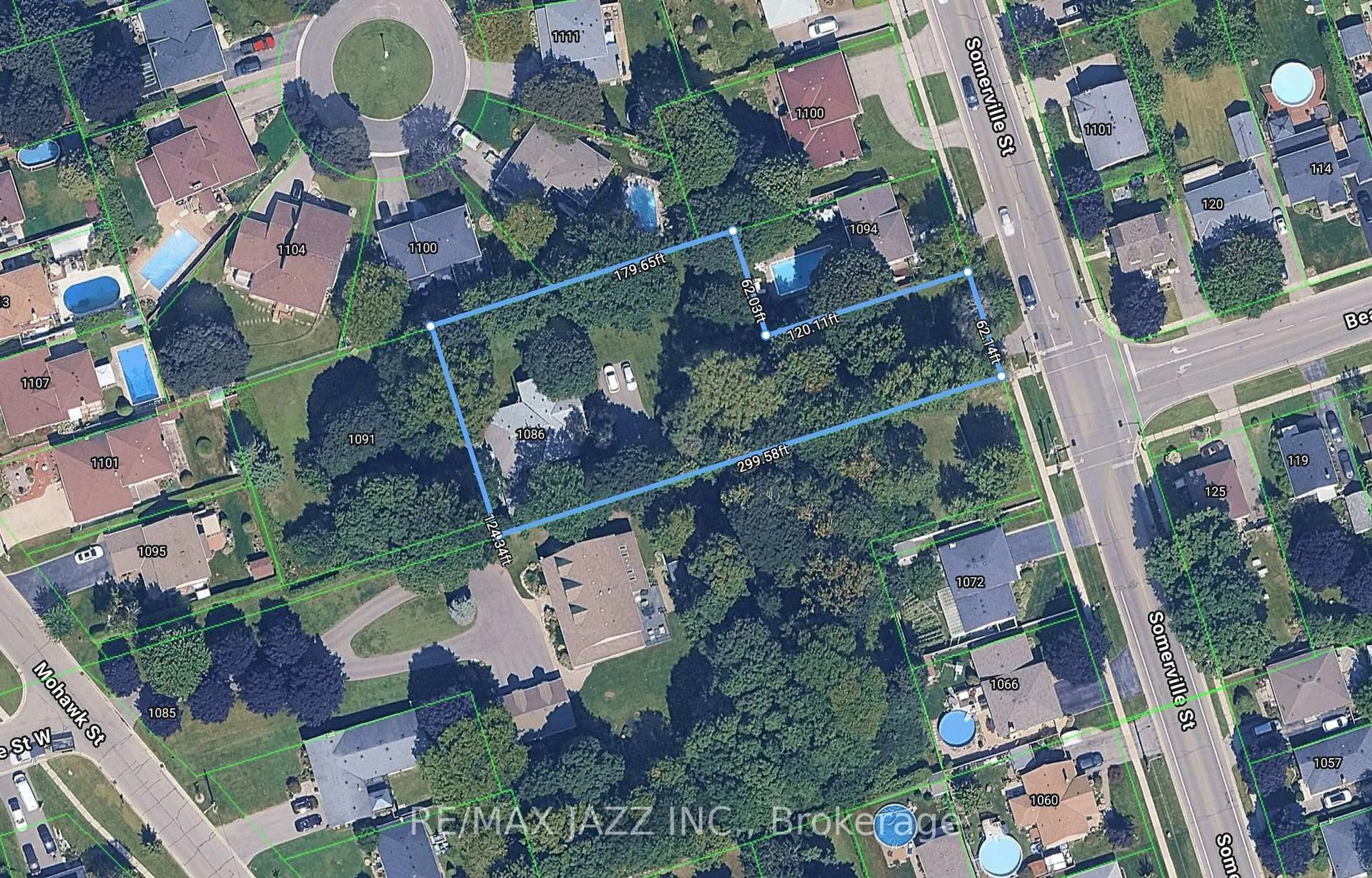 A pic from outside/outdoor area/front of a property/back of a property/a pic from drone, street for 1086 Somerville St, Oshawa Ontario L1G 4K5