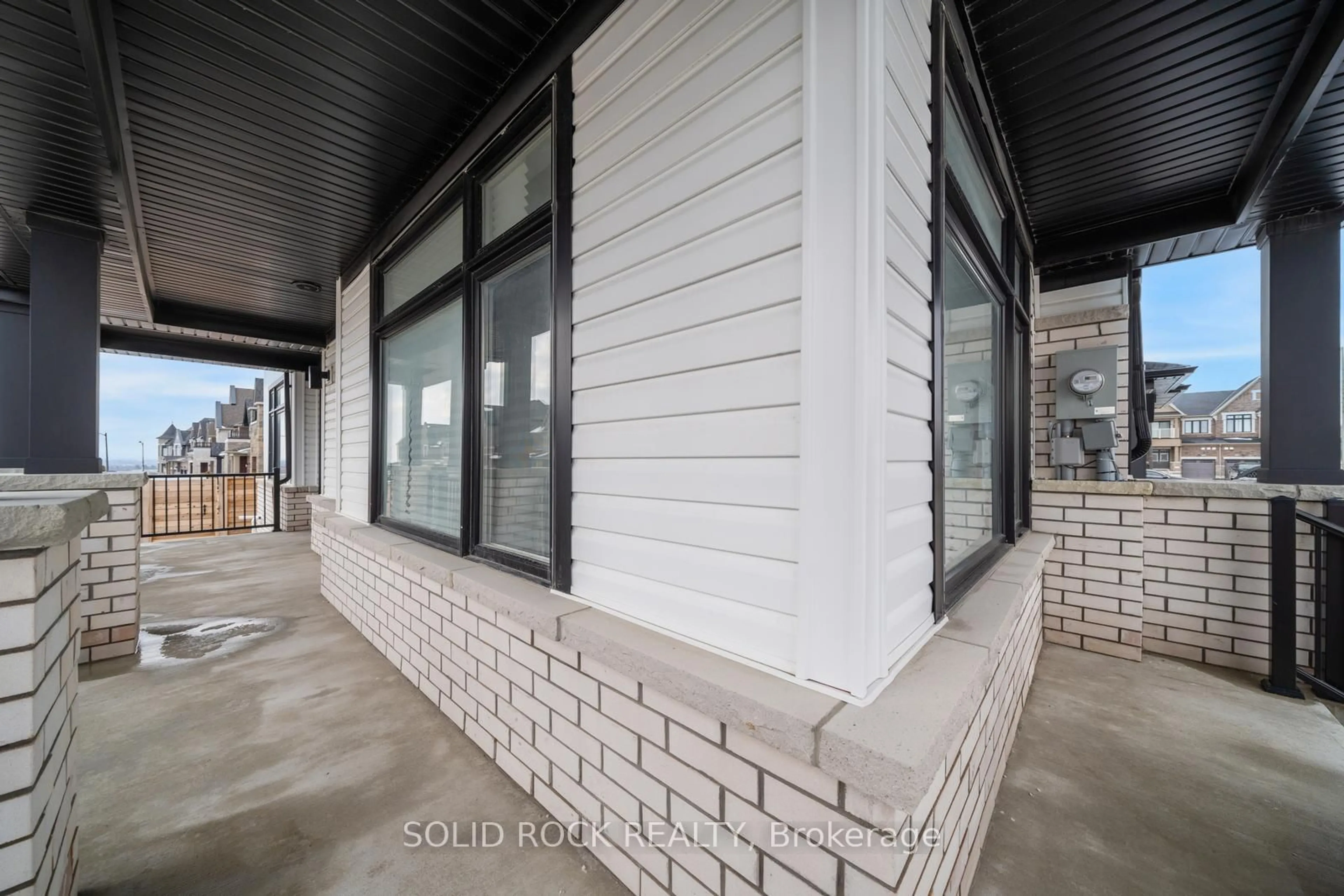 Unknown for 1076 Thompson Dr, Oshawa Ontario L1L 0V5