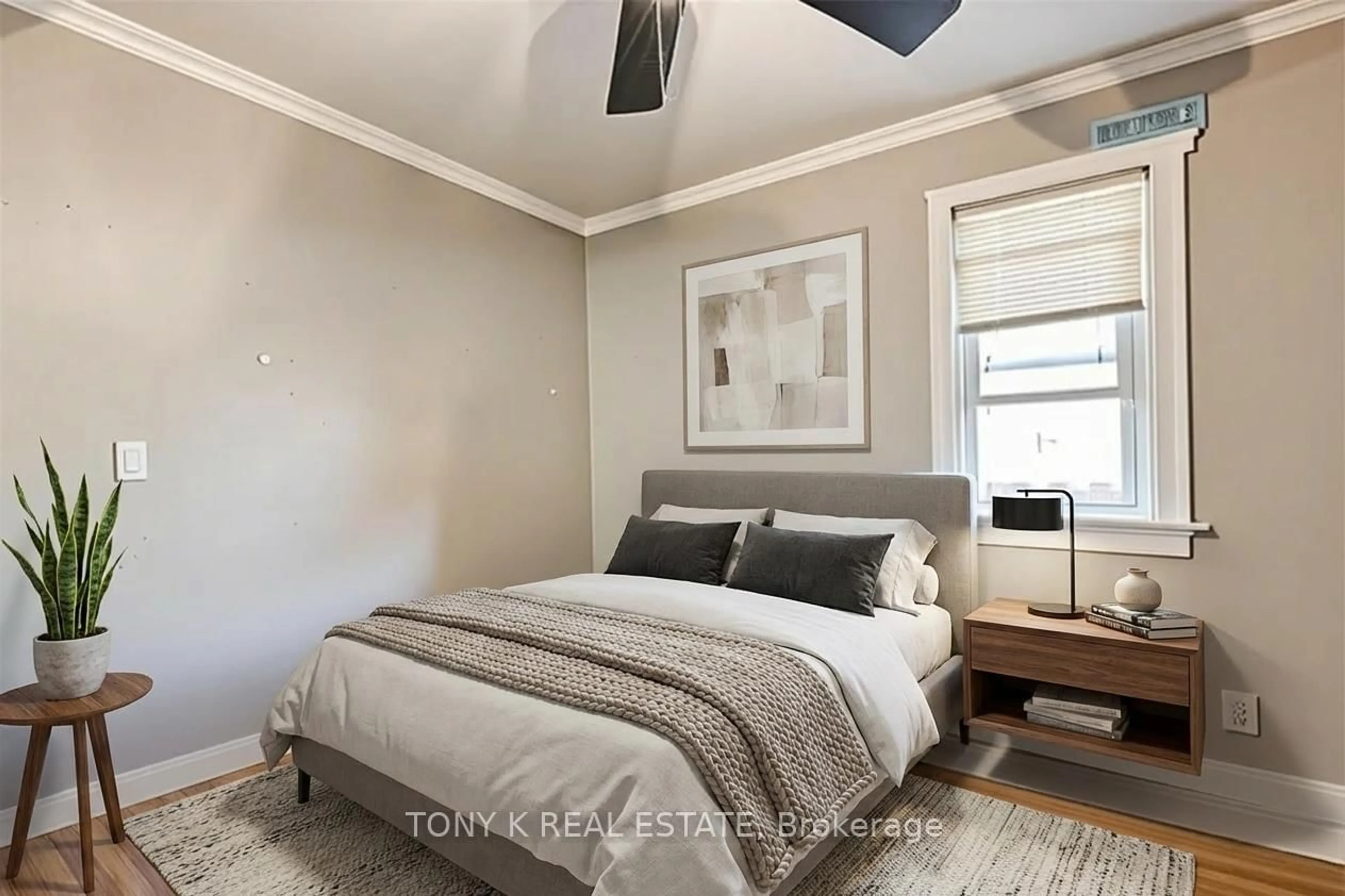 Bedroom with bed, unknown for 654 Grierson St, Oshawa Ontario L1G 5J4