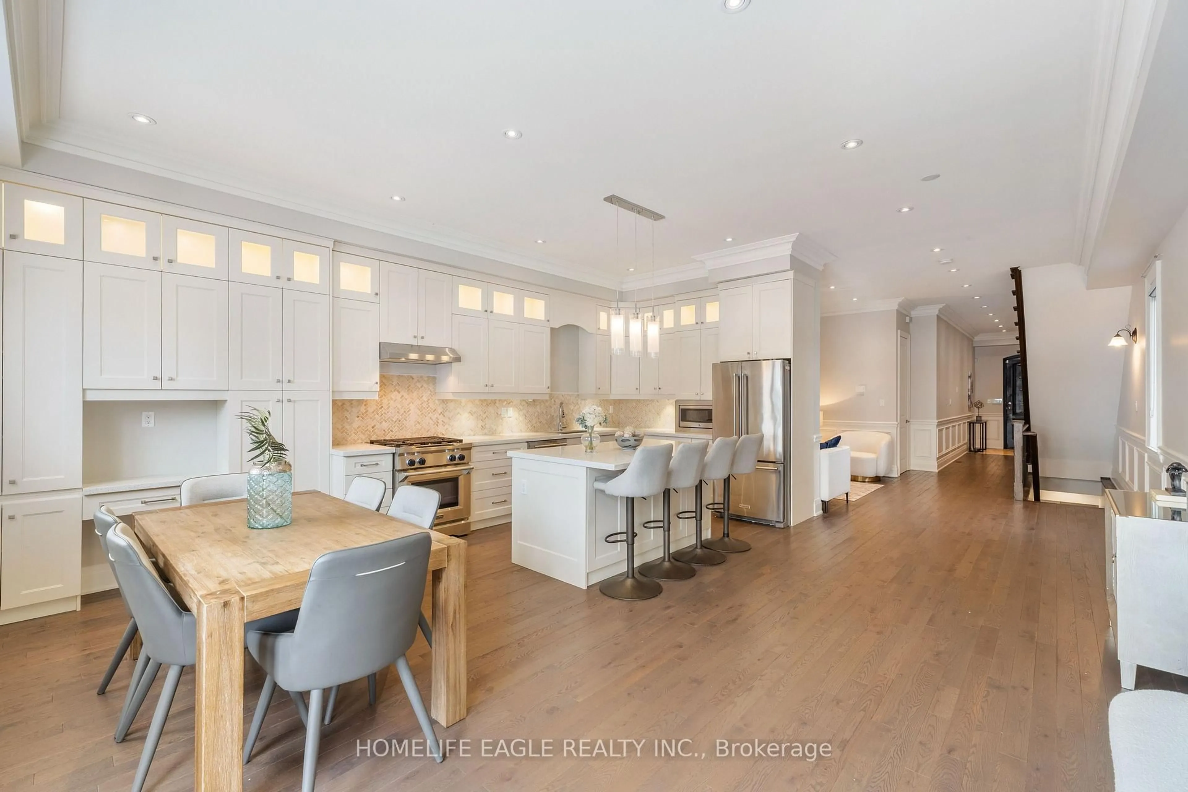 Open concept kitchen, unknown for 97B Craiglee Dr, Toronto Ontario M1N 2M8