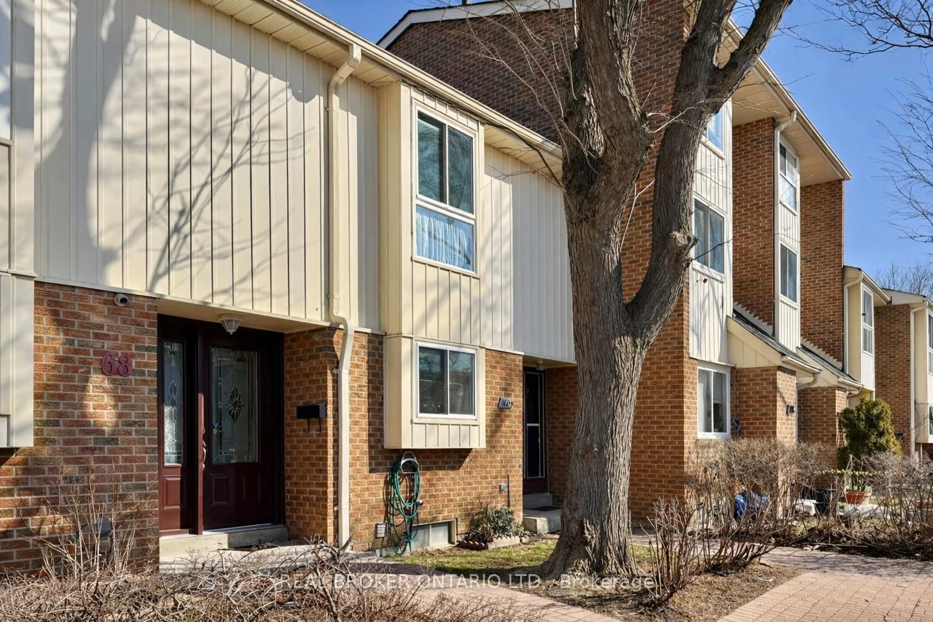 Home with brick exterior material, street for 20 Brookmill Blvd #70, Toronto Ontario M1W 2Y5
