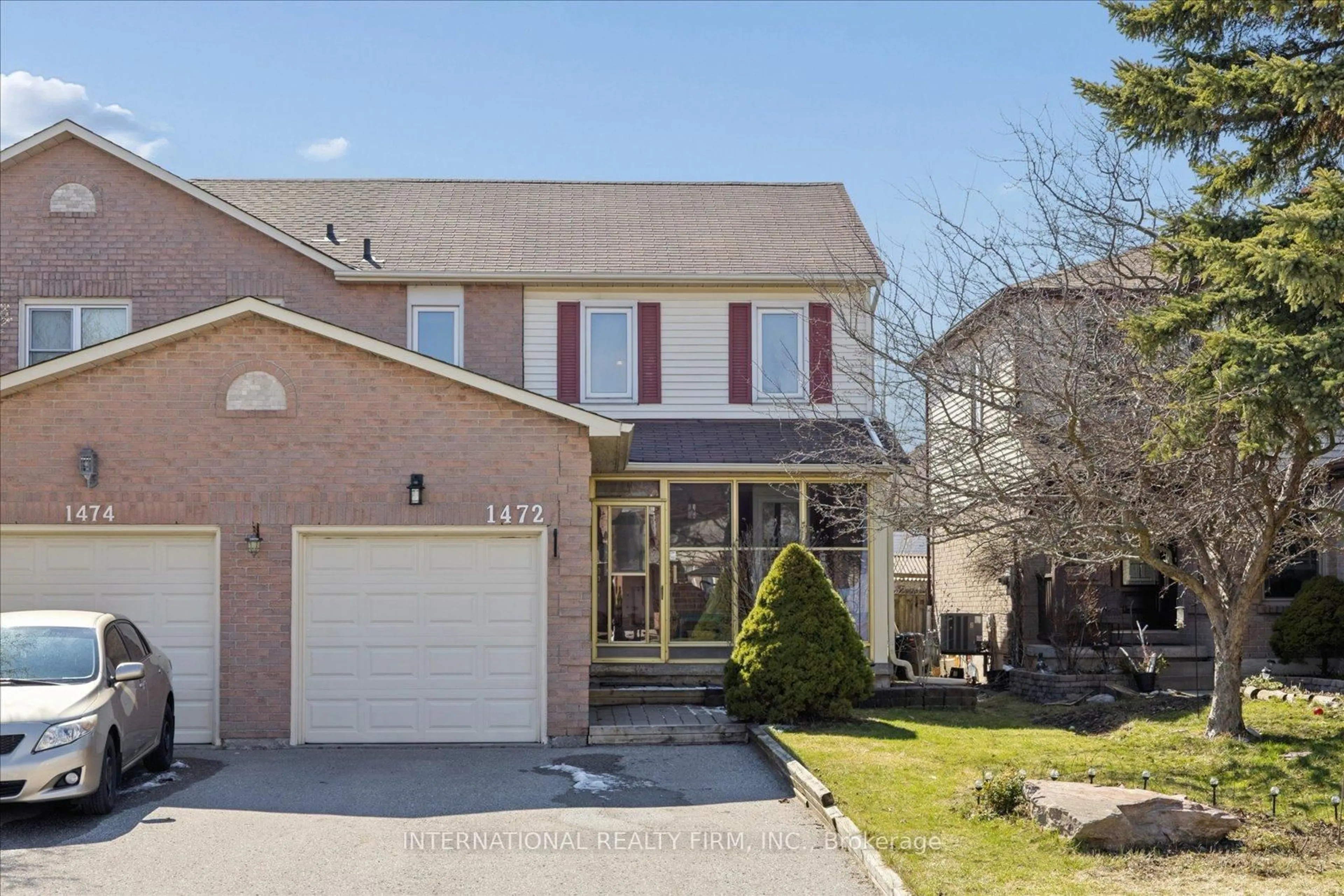 Unknown for 1472 Connery Cres, Oshawa Ontario L1J 8E4