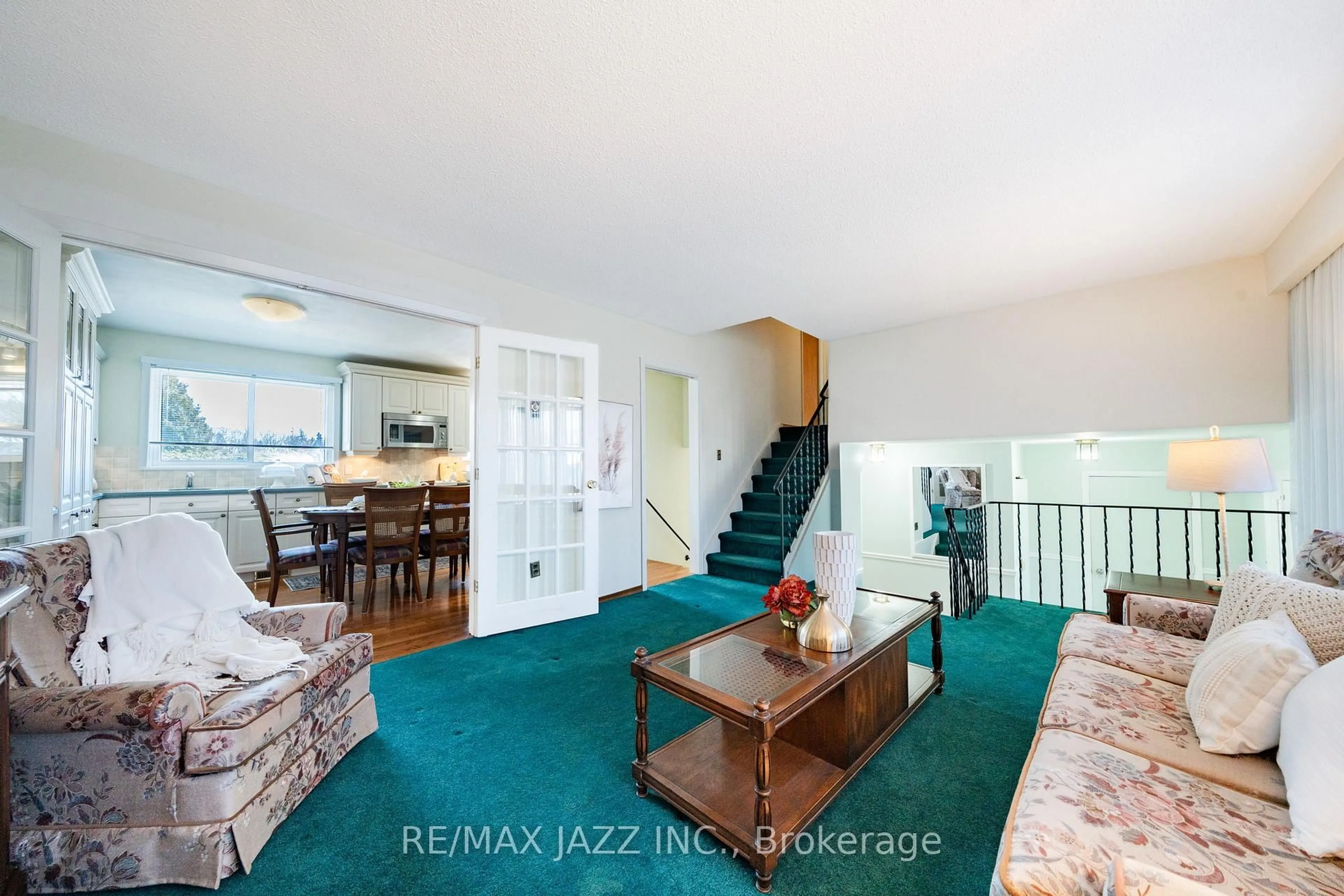 Living room with furniture, unknown for 361 Carnaby Crt, Oshawa Ontario L1G 6N7