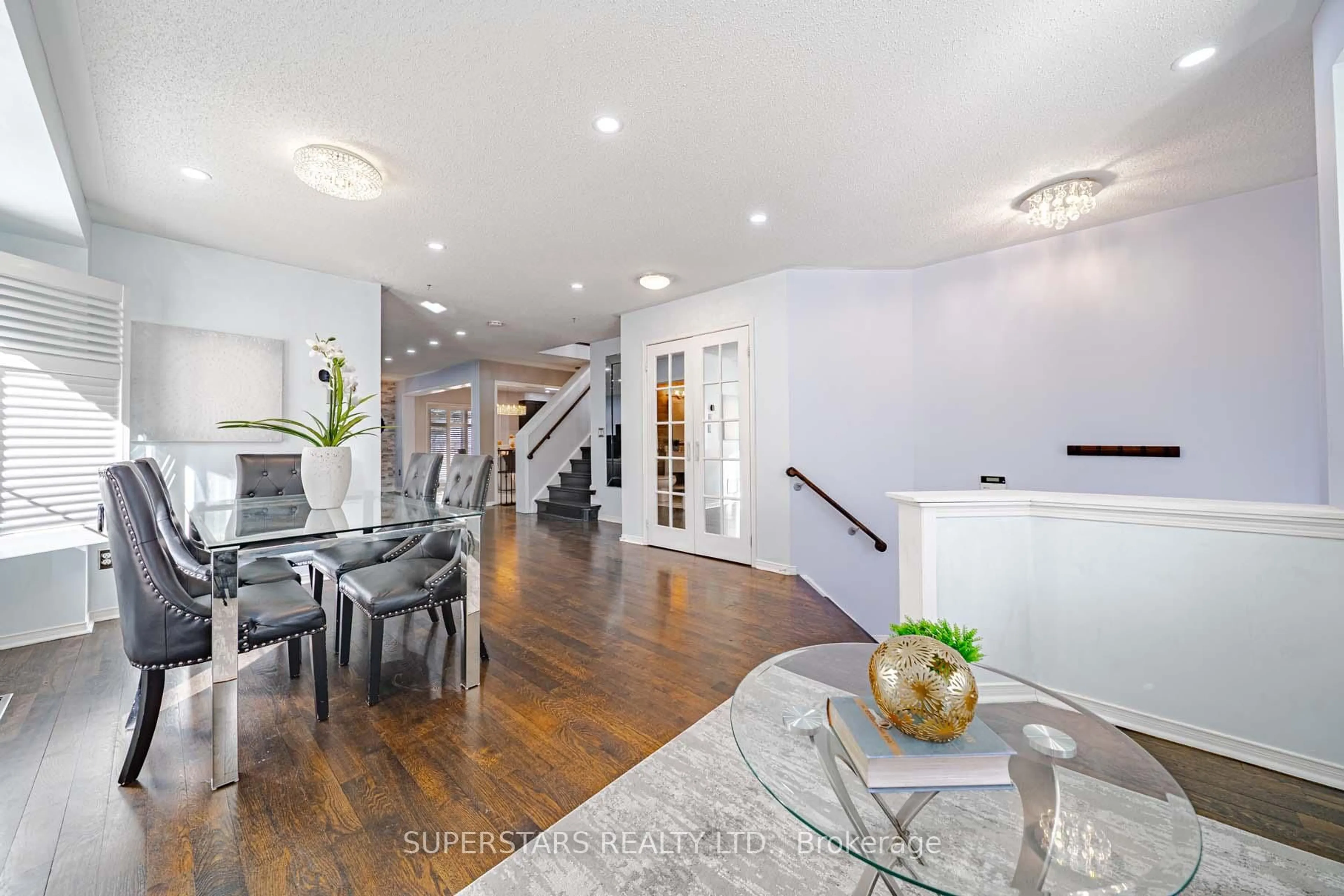 Unknown for 10 Colleridge St, Ajax Ontario L1Z 2C1