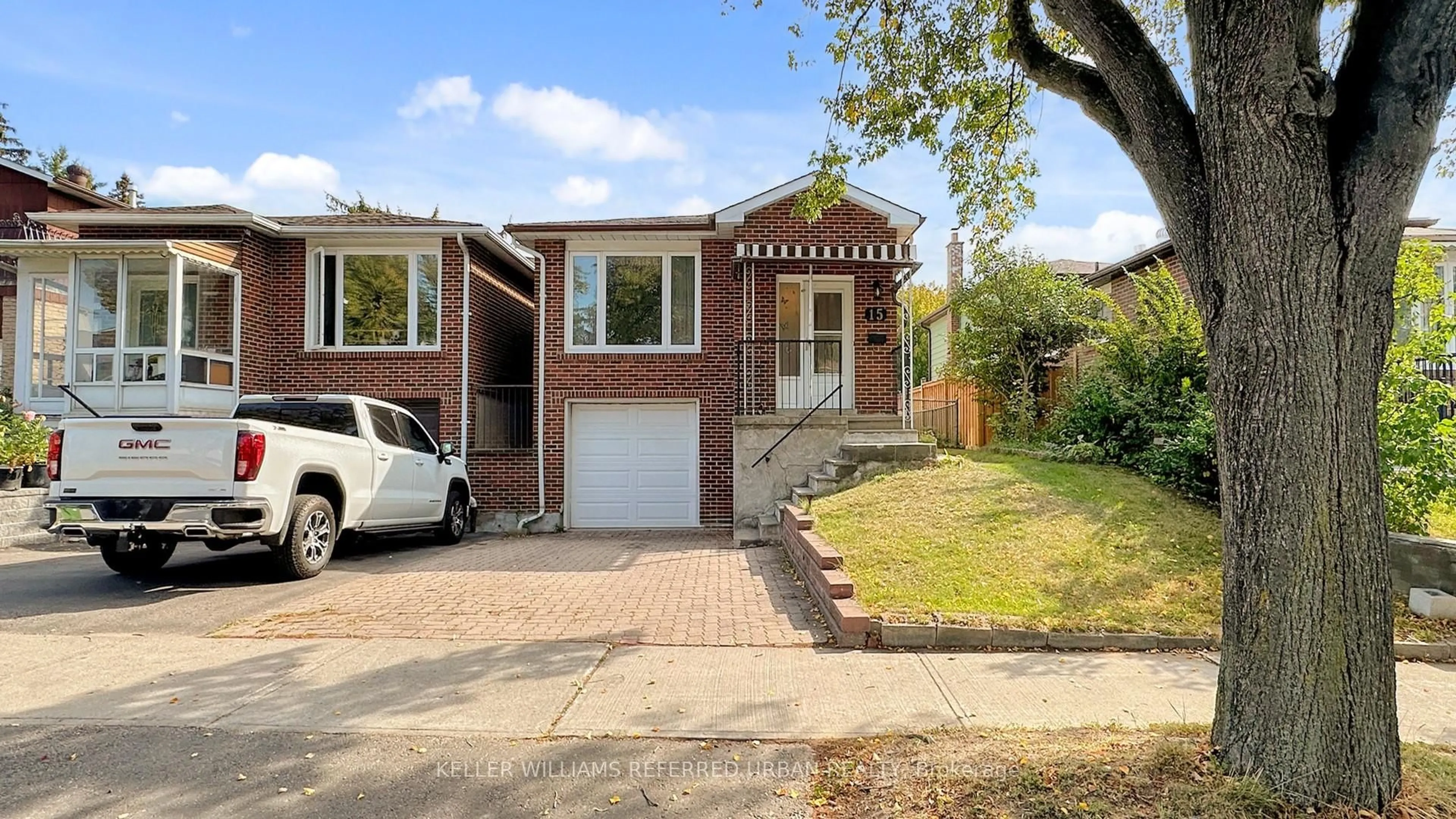 Home with brick exterior material, street for 15 Thistlewaite Cres, Toronto Ontario M1S 3Y8