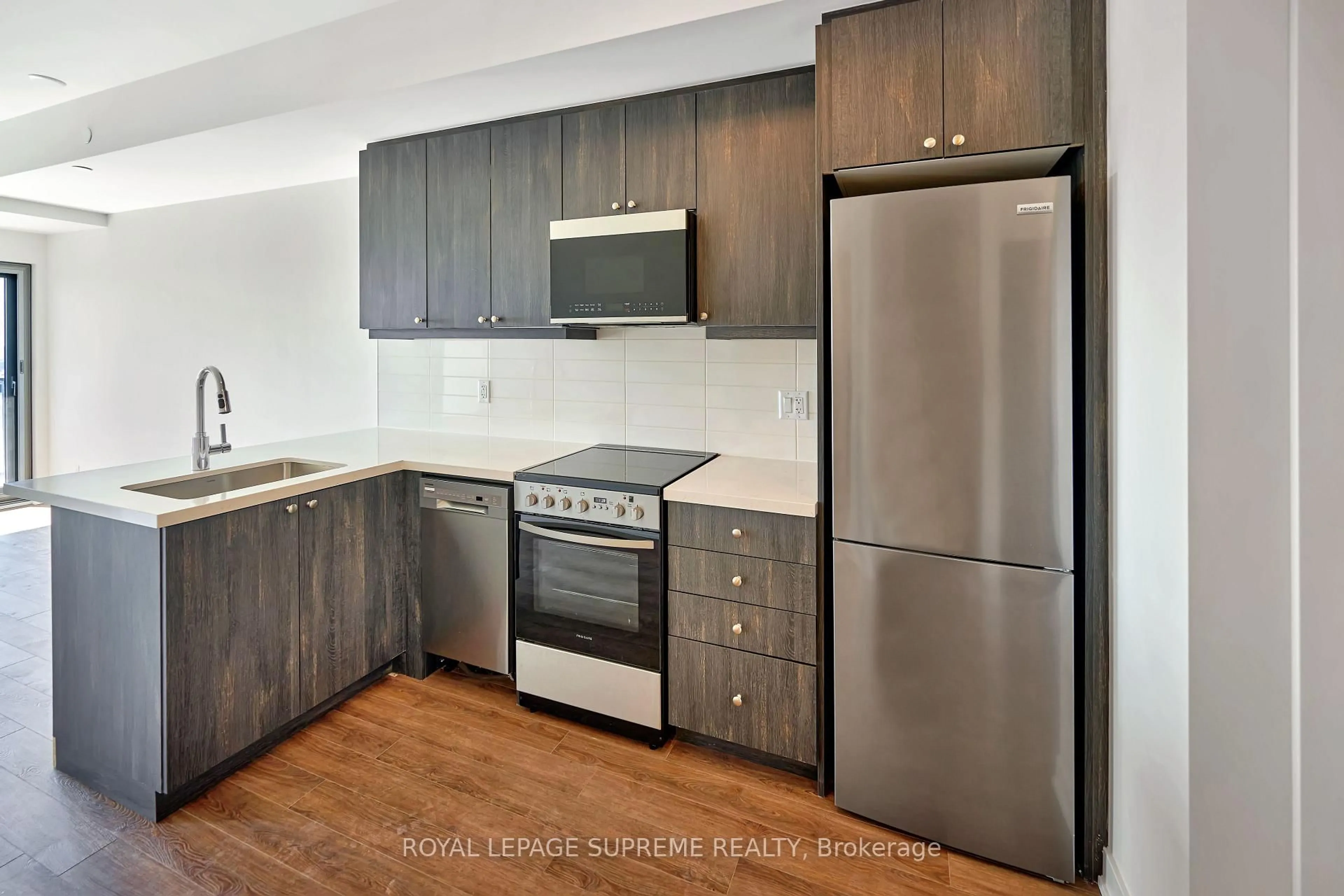 Standard kitchen, unknown for 51 Clarington Blvd #1020, Clarington Ontario L1C 7J8
