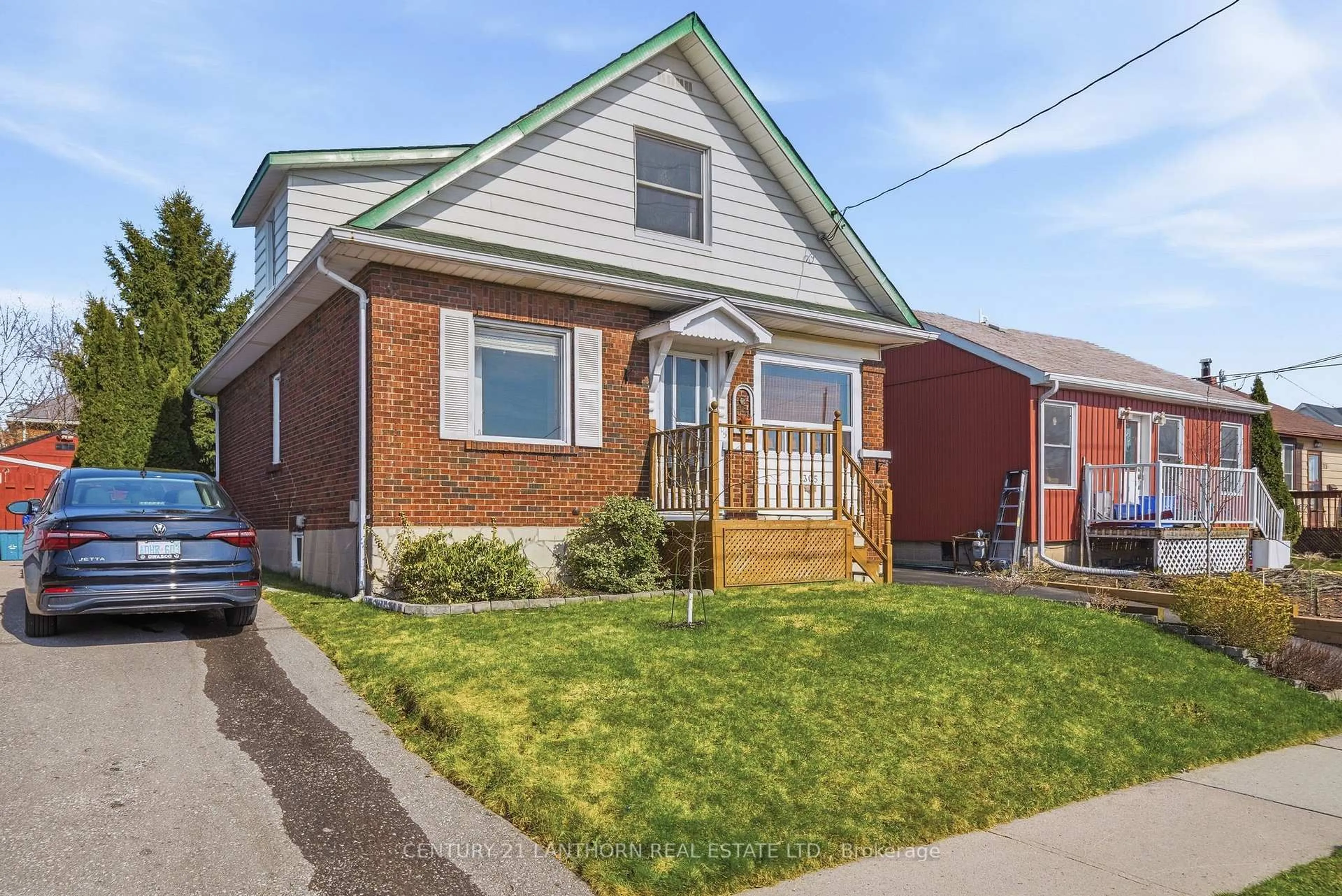 Home with brick exterior material, street for 305 Drew St, Oshawa Ontario L1H 5A6