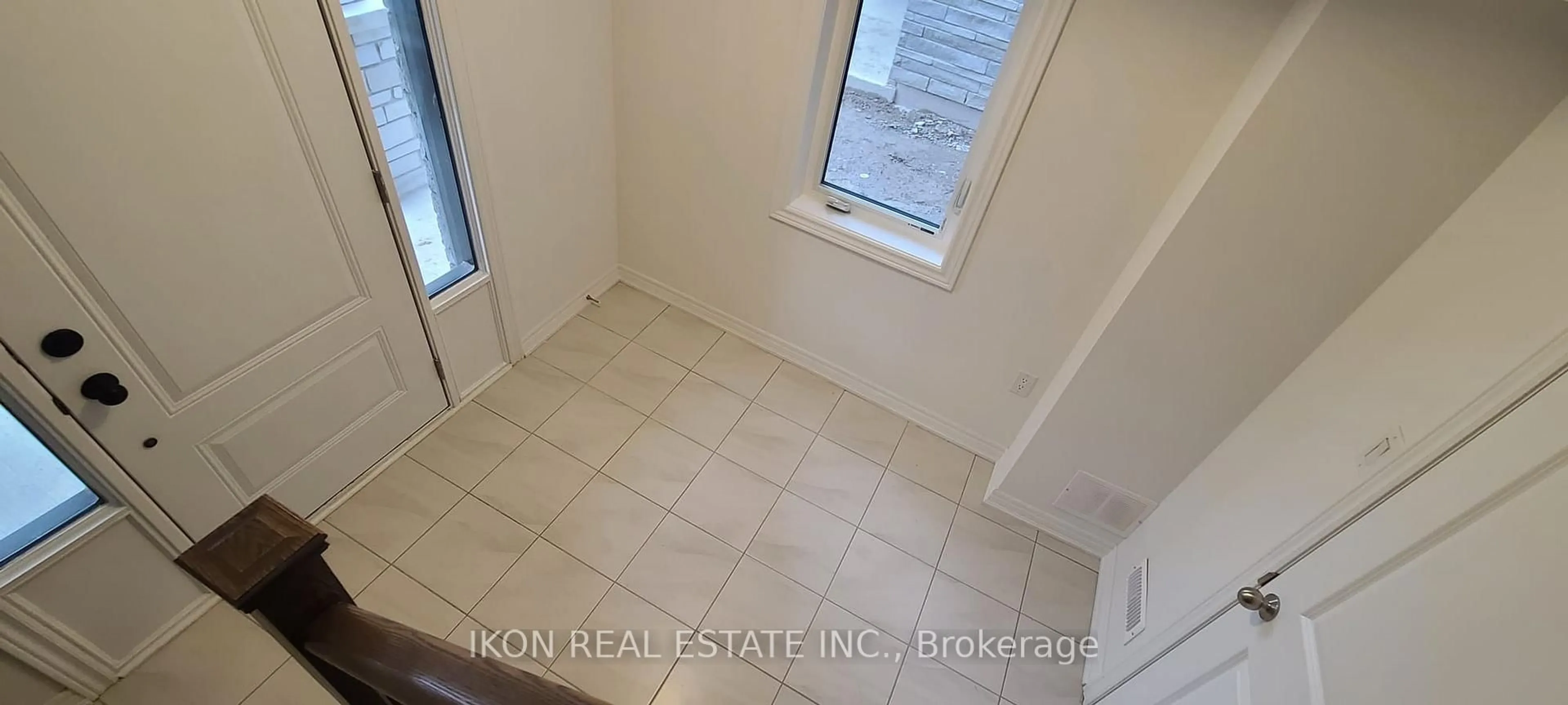 A pic of a room for 430 Salem Rd, Ajax Ontario L1S 0H2