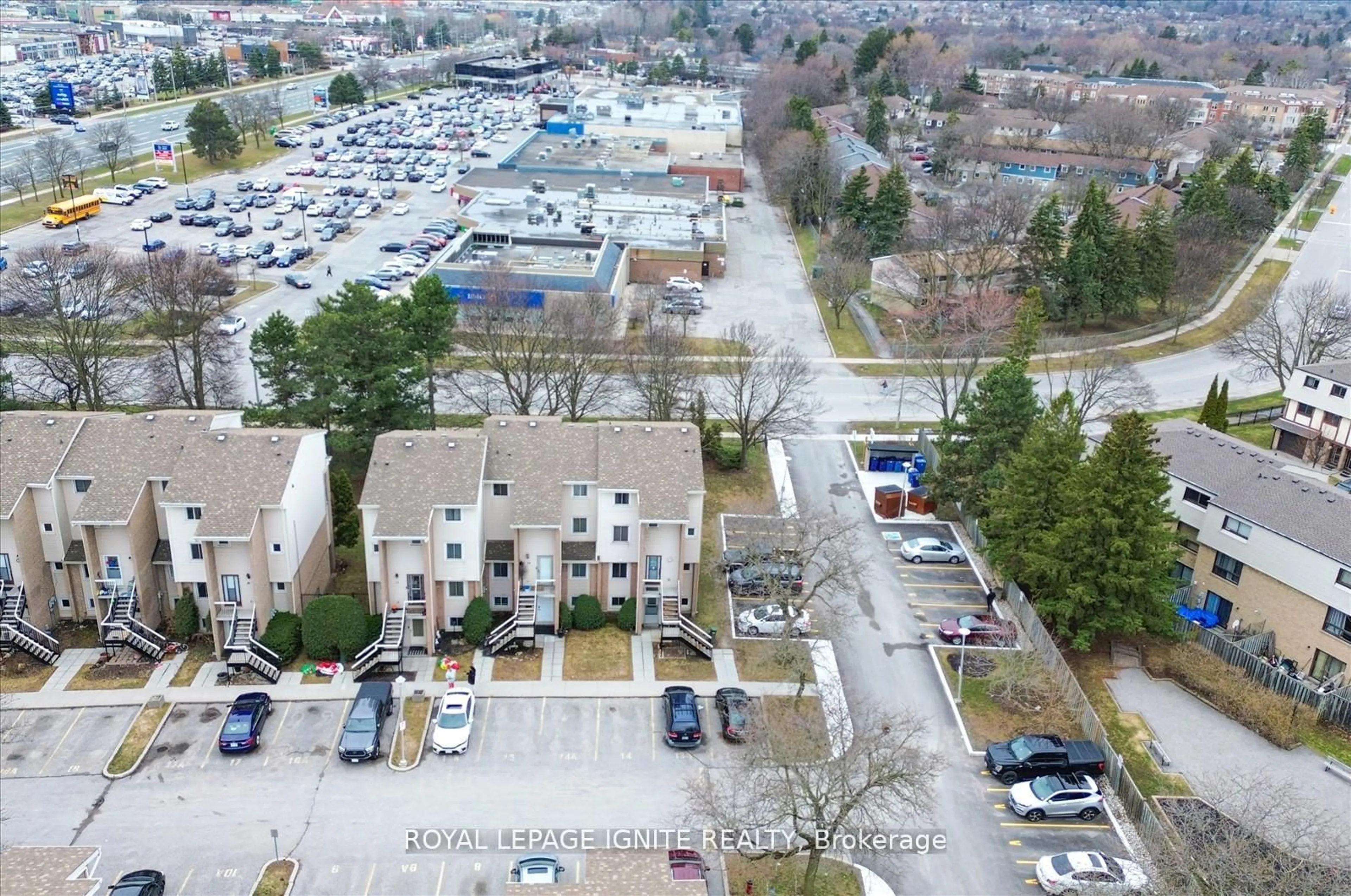 A pic from outside/outdoor area/front of a property/back of a property/a pic from drone, street for 1360 Glenanna Rd #13A, Pickering Ontario L1V 2T5