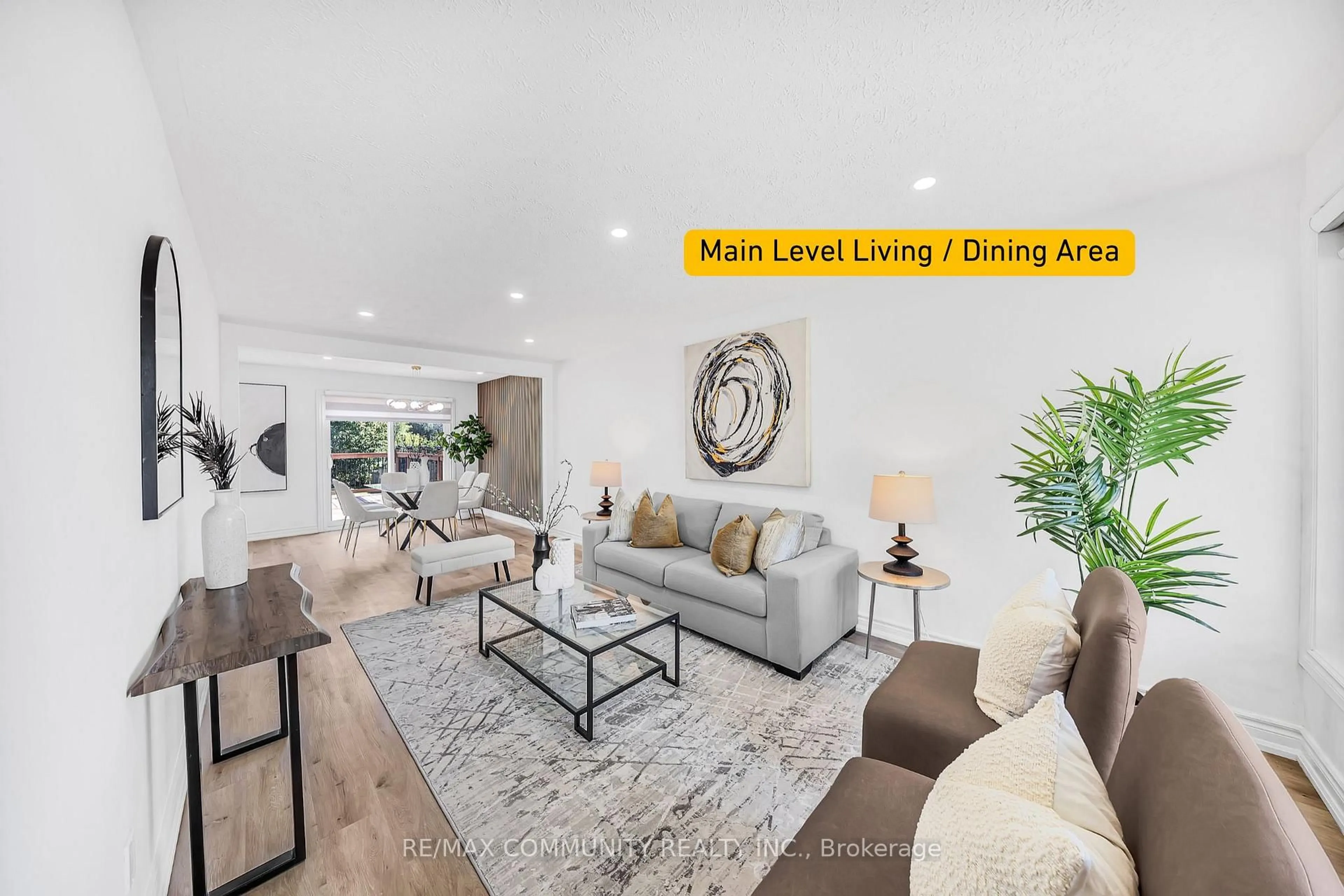 Living room with furniture, unknown for 733 Lublin Ave, Pickering Ontario L1W 1Z1