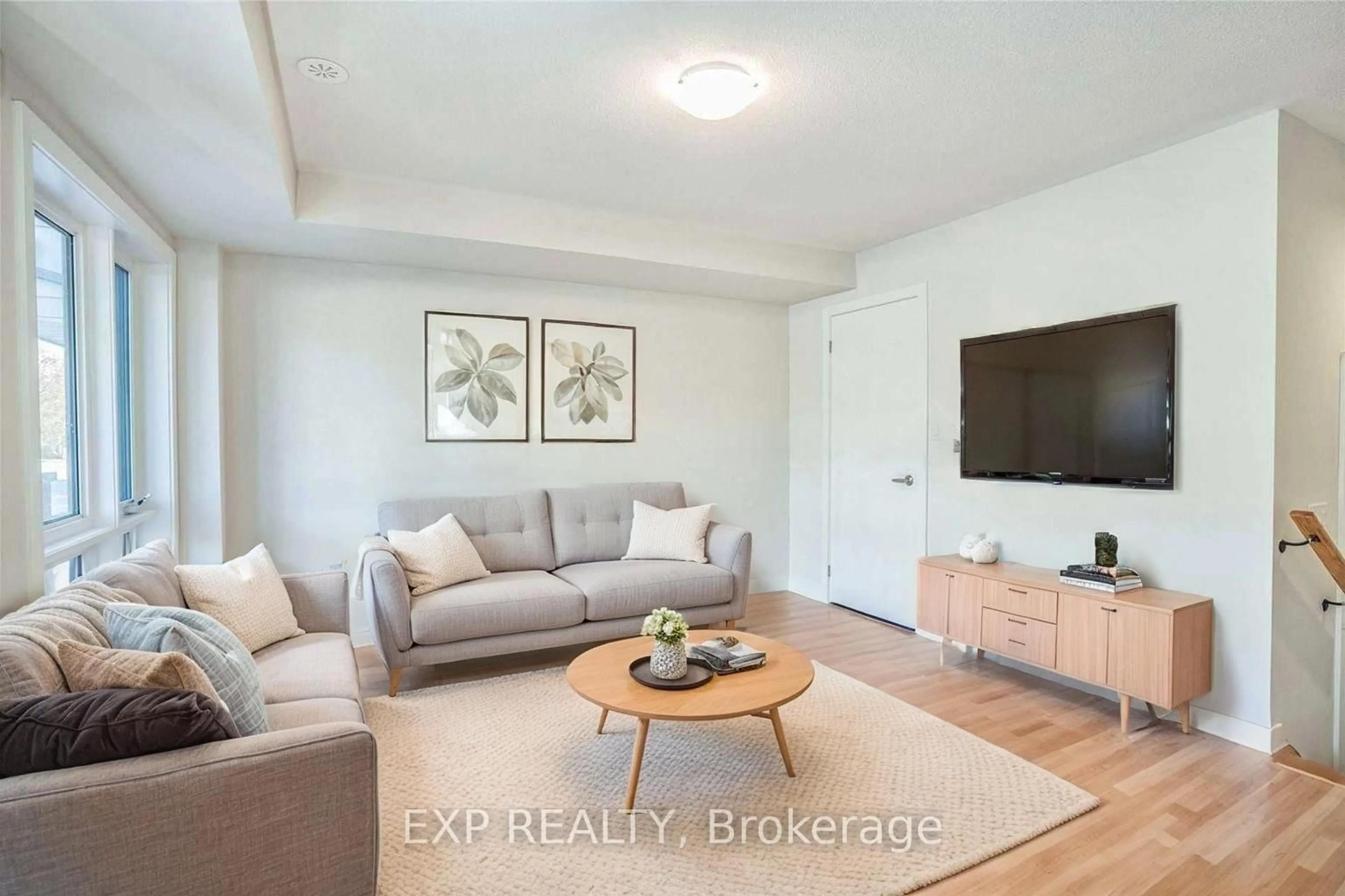 Living room with furniture, unknown for 260 Townline Rd, Oshawa Ontario L1K 1H2