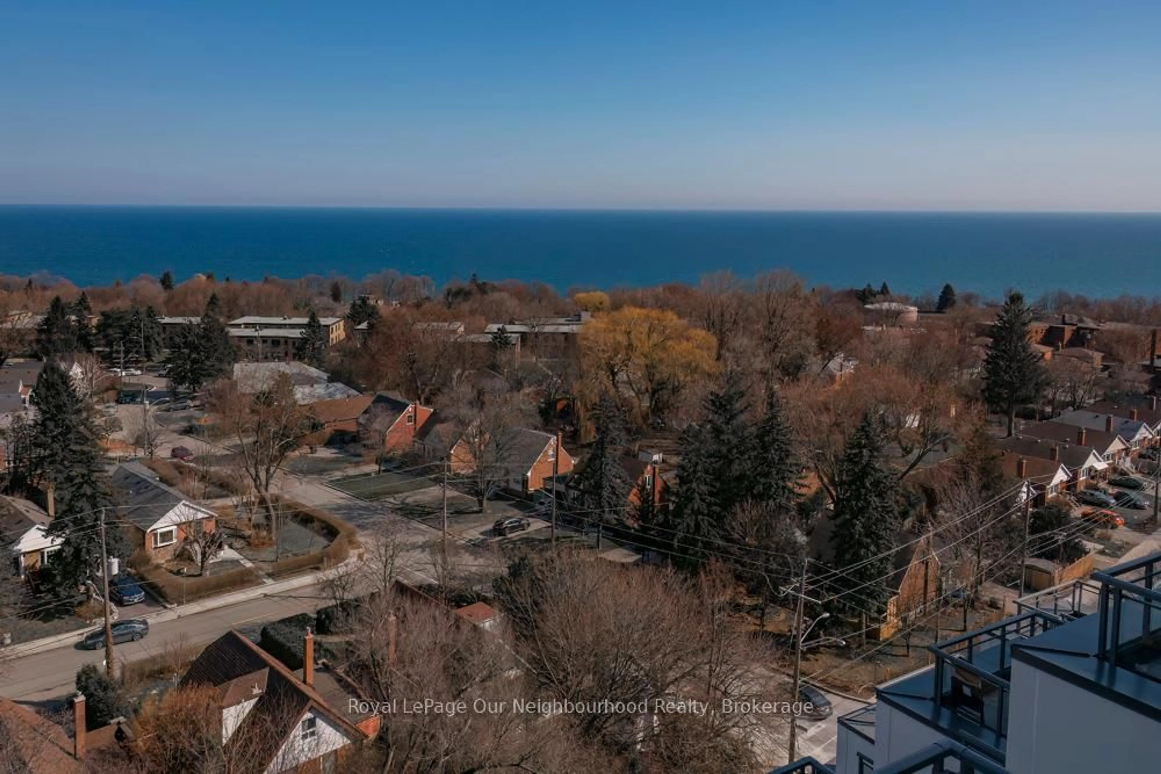 A pic from outside/outdoor area/front of a property/back of a property/a pic from drone, water/lake/river/ocean view for 90 Glen Everest Rd #1003, Toronto Ontario M1N 0C3