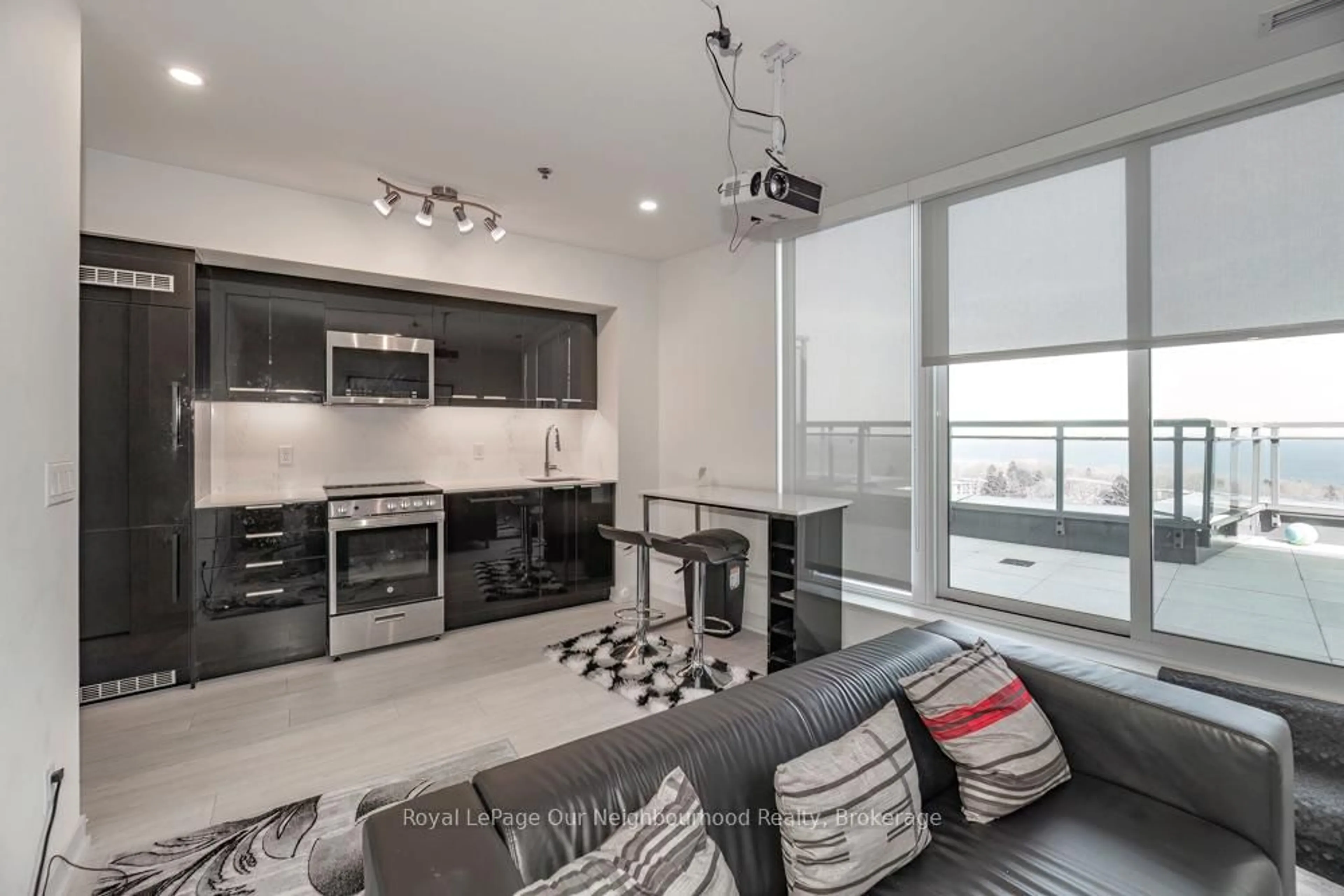 Open concept kitchen, unknown for 90 Glen Everest Rd #1003, Toronto Ontario M1N 0C3
