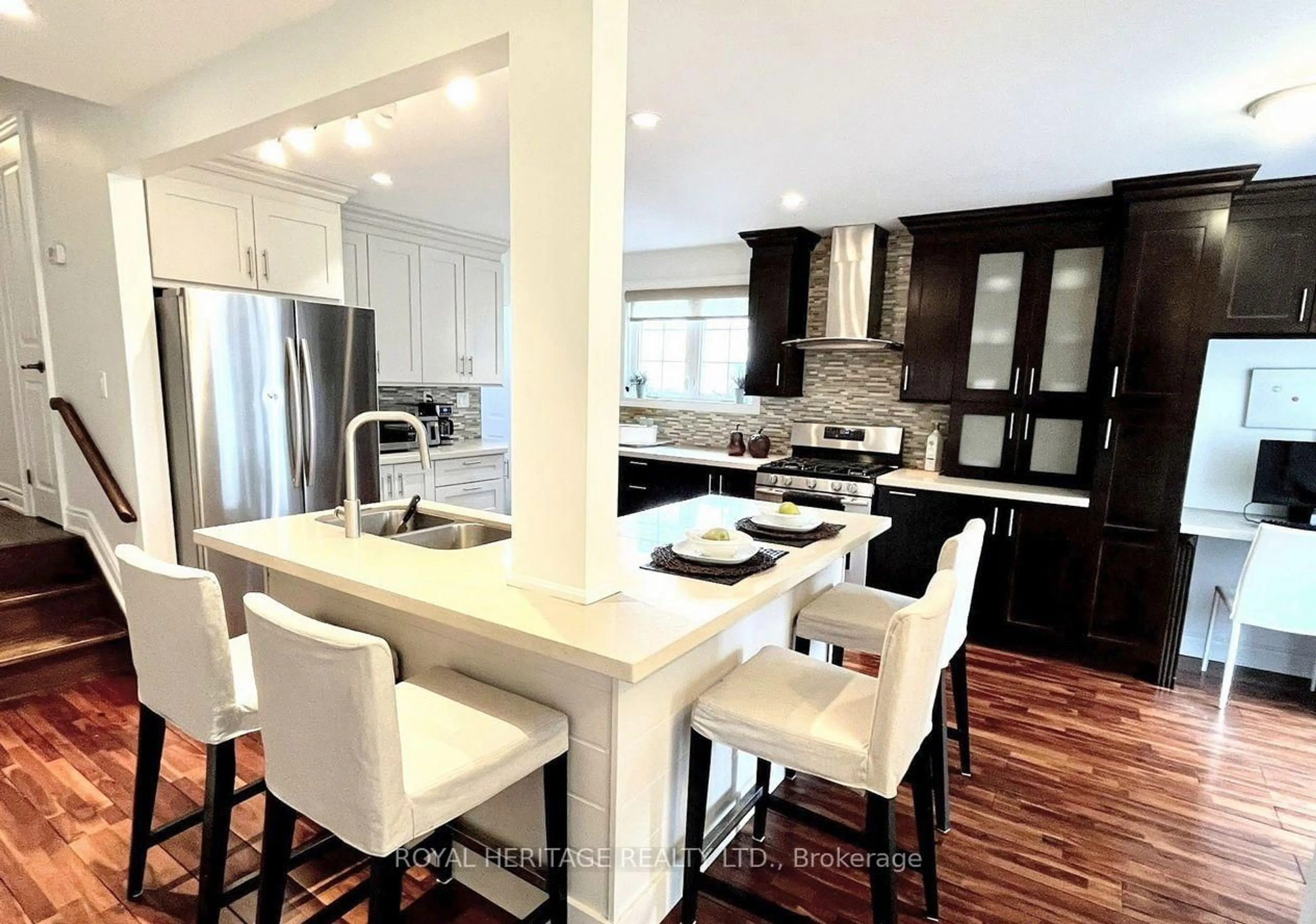 Contemporary kitchen, unknown for 1398 Fordon Ave, Pickering Ontario L1W 1J9