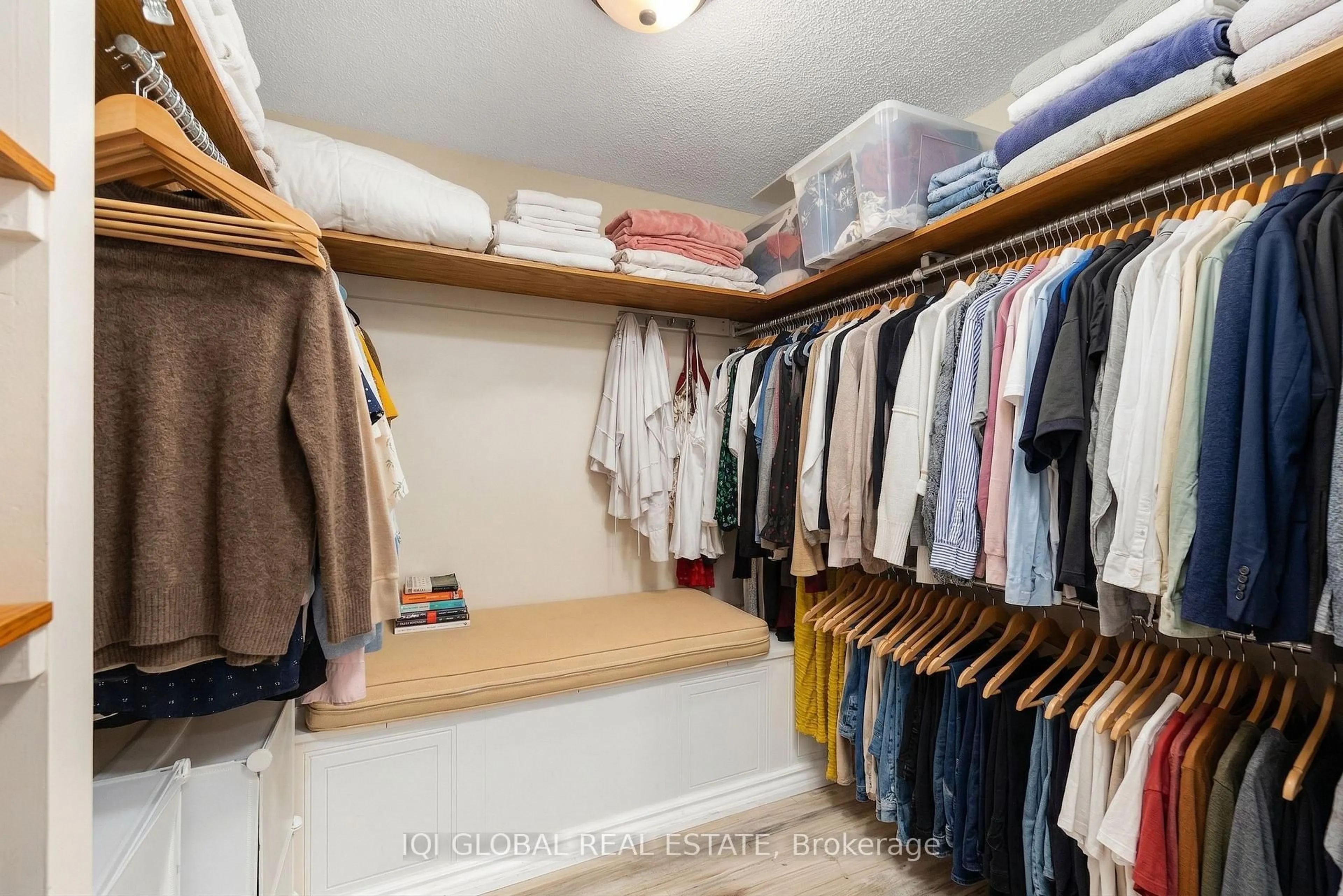 Storage room or clothes room or walk-in closet for 4725 Sheppard Ave #1908, Toronto Ontario M1S 5B2