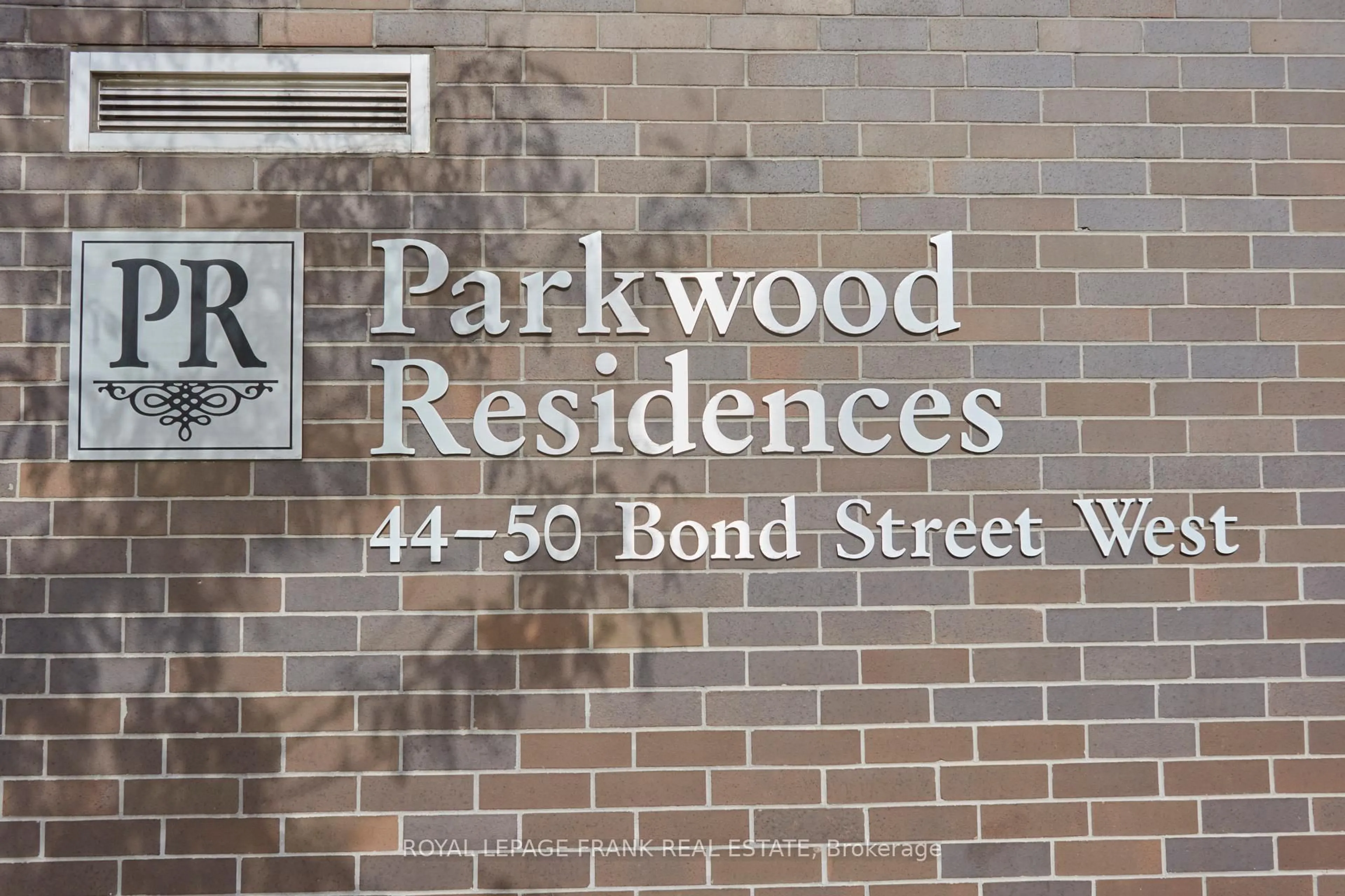 Unknown for 44 Bond St #905, Oshawa Ontario L1G 6R2