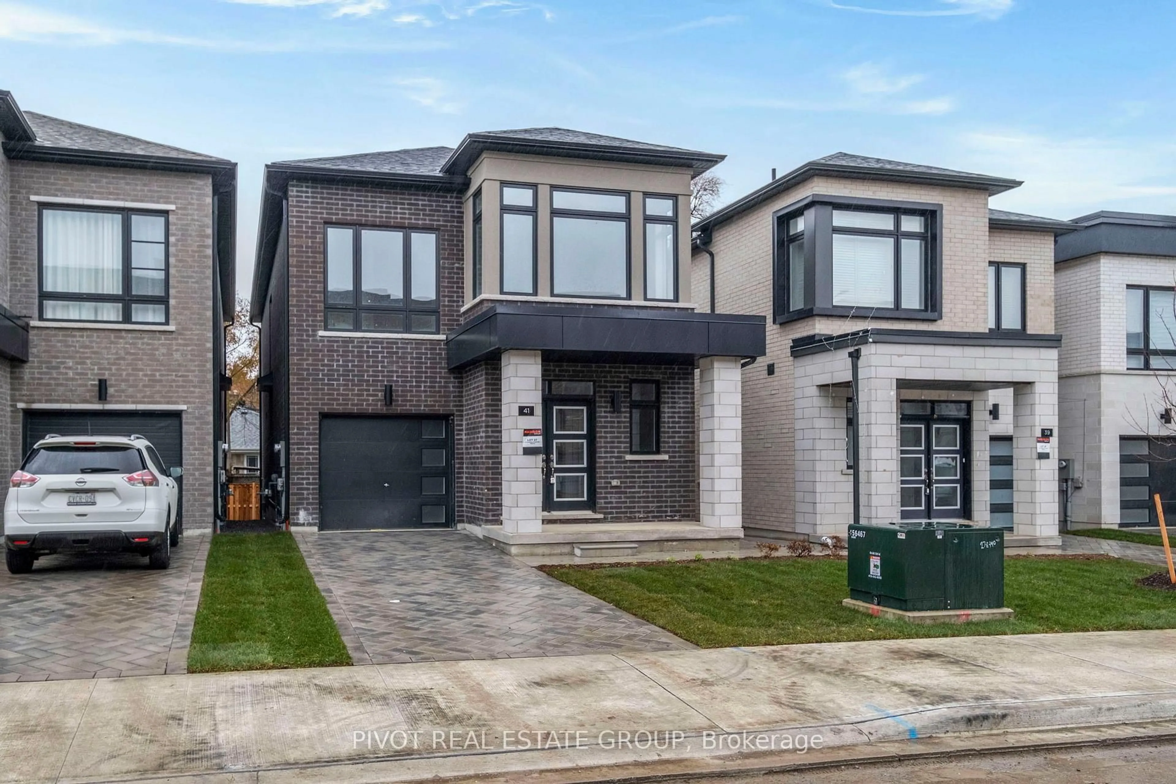 Home with brick exterior material, street for 41 Danielle Moore Circ, Toronto Ontario M1P 0G9