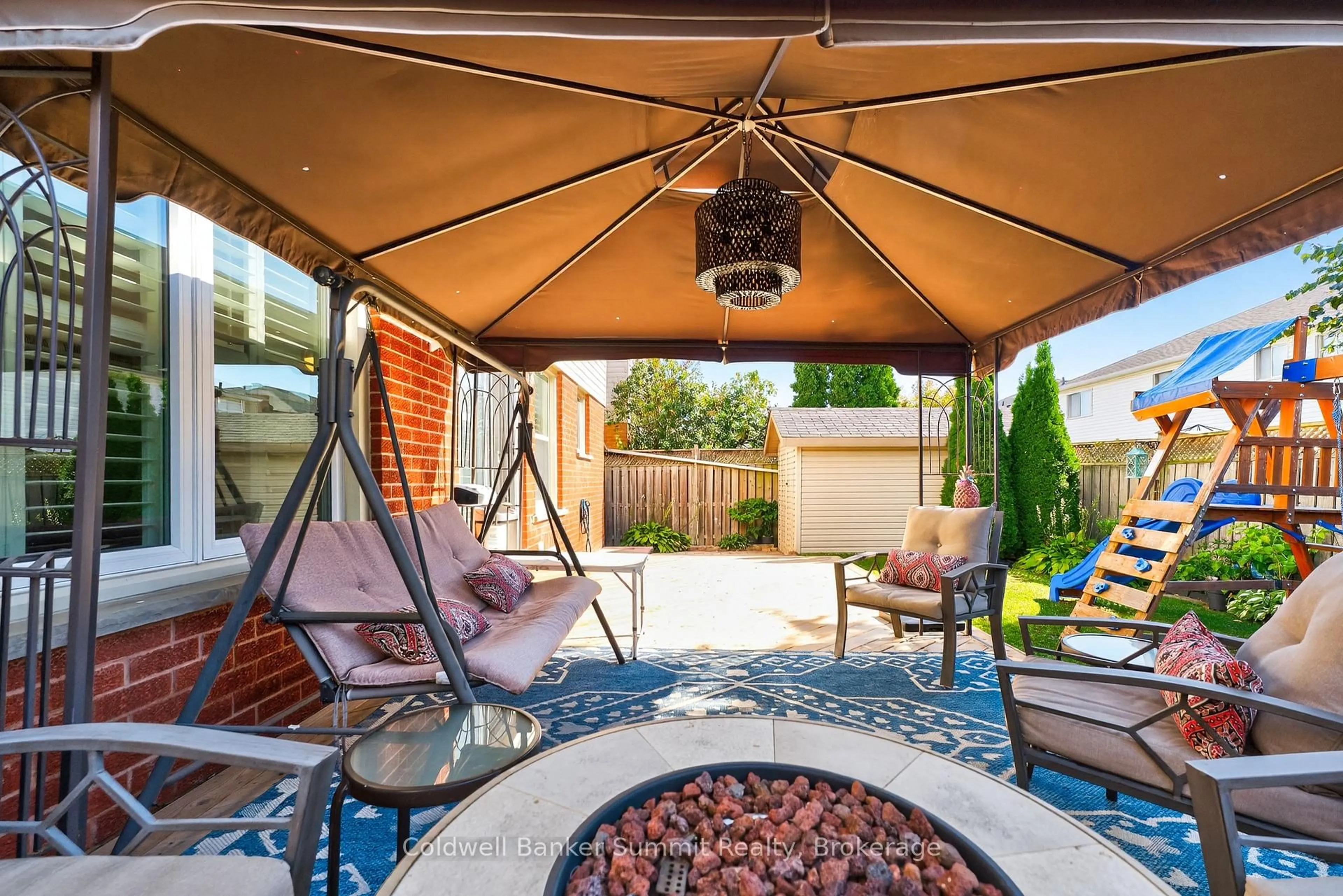 Patio, street for 1037 Sandcliff Dr, Oshawa Ontario L1K 2E5