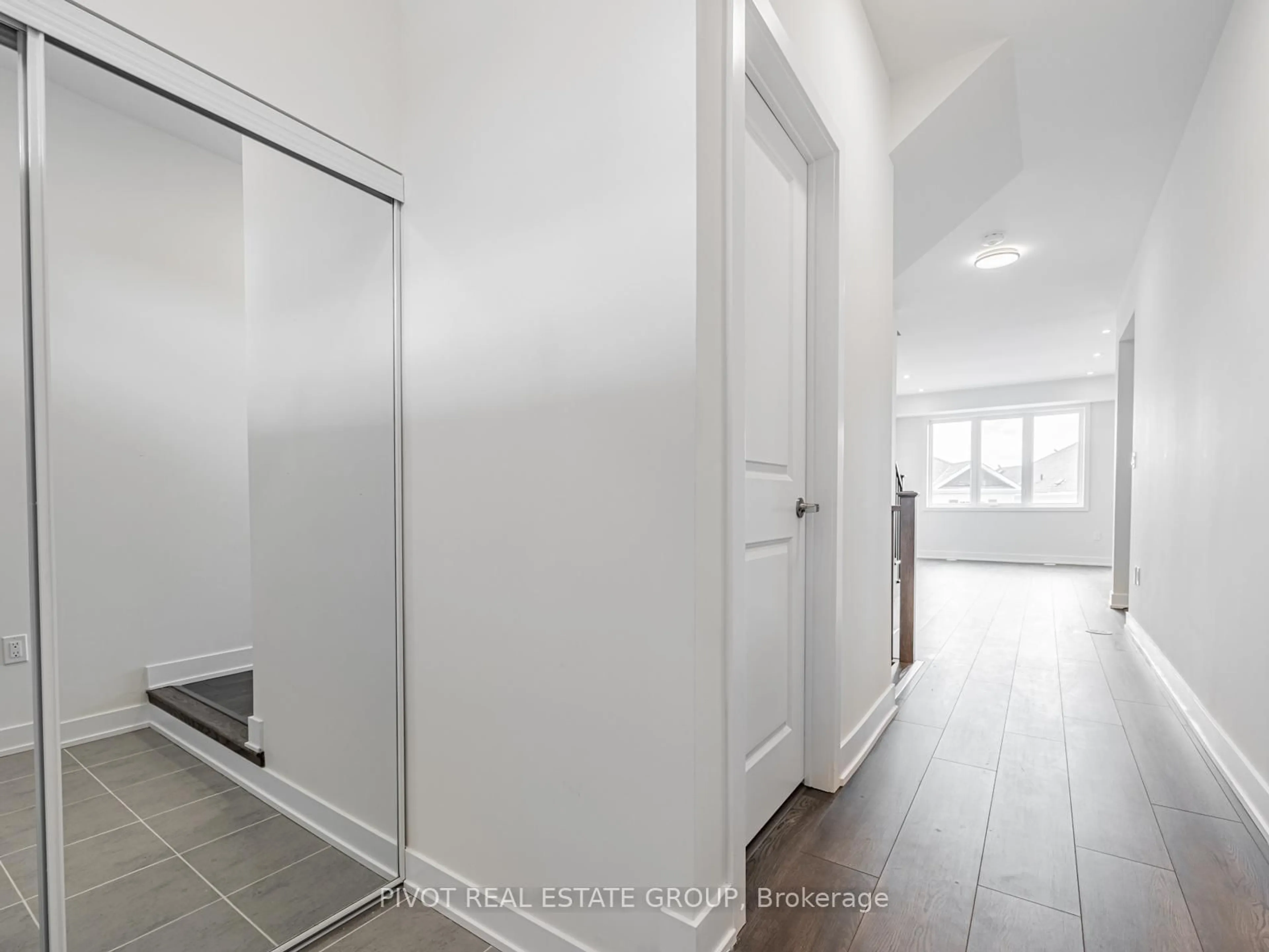 Indoor entryway for 9 Lively Way, Whitby Ontario L1R 0S3