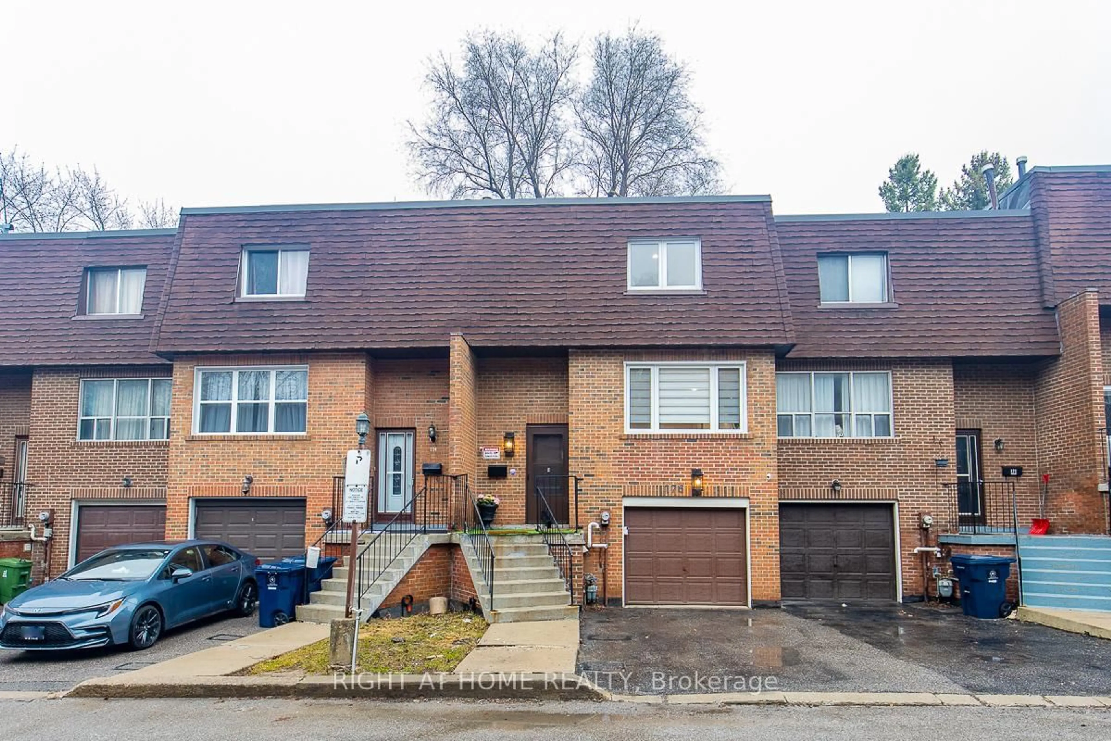 Home with brick exterior material, street for 160 Palmdale Dr #176, Toronto Ontario M1T 3M7