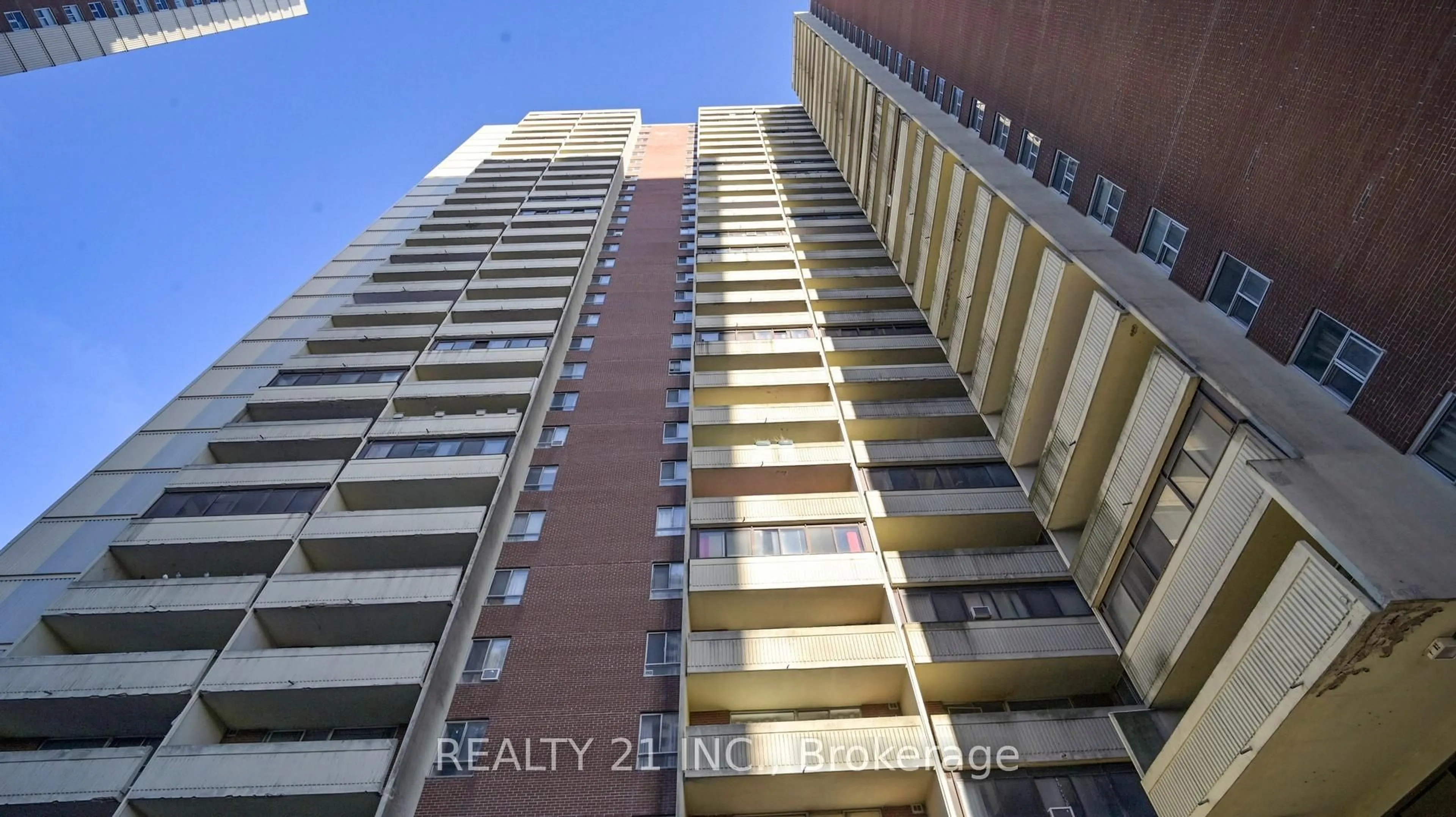 Unknown for 5 Massey Sq #2103, Toronto Ontario M4C 5L6