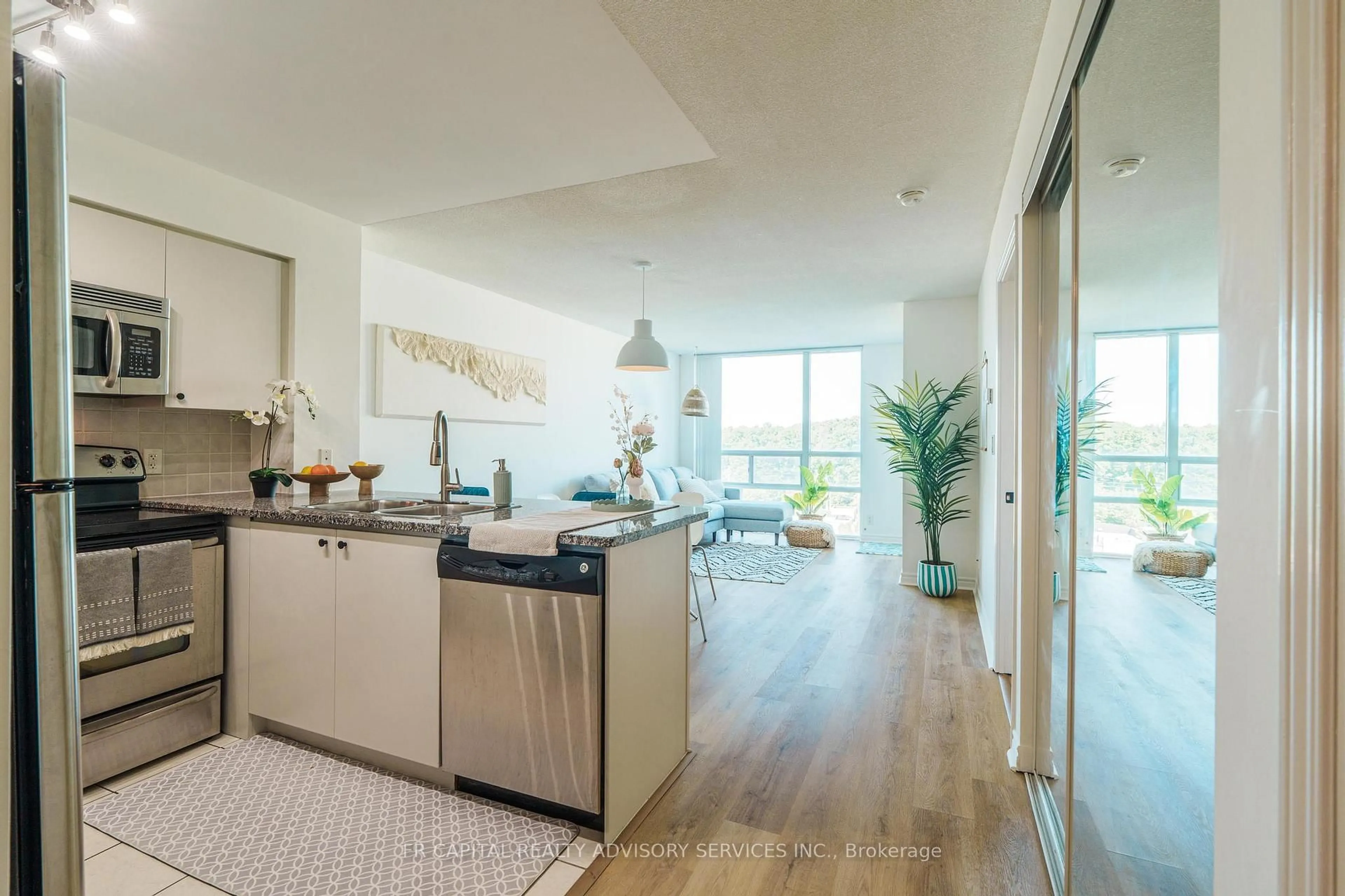 Open concept kitchen, unknown for 68 Grangeway Ave #1102, Toronto Ontario M1H 0A1