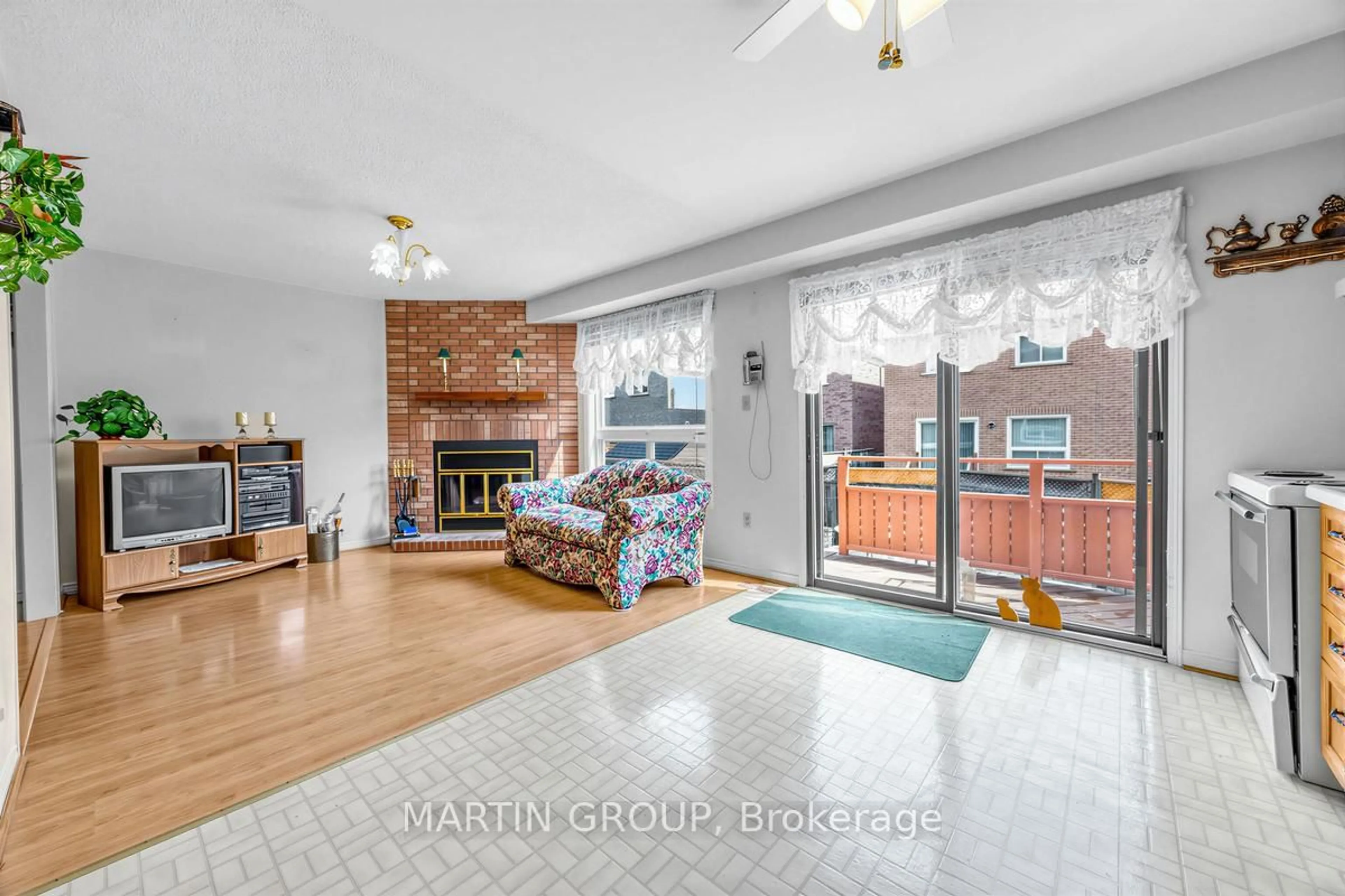 Living room with furniture, ceramic/tile floor for 1529 Beechlawn Dr, Pickering Ontario L1V 6E8