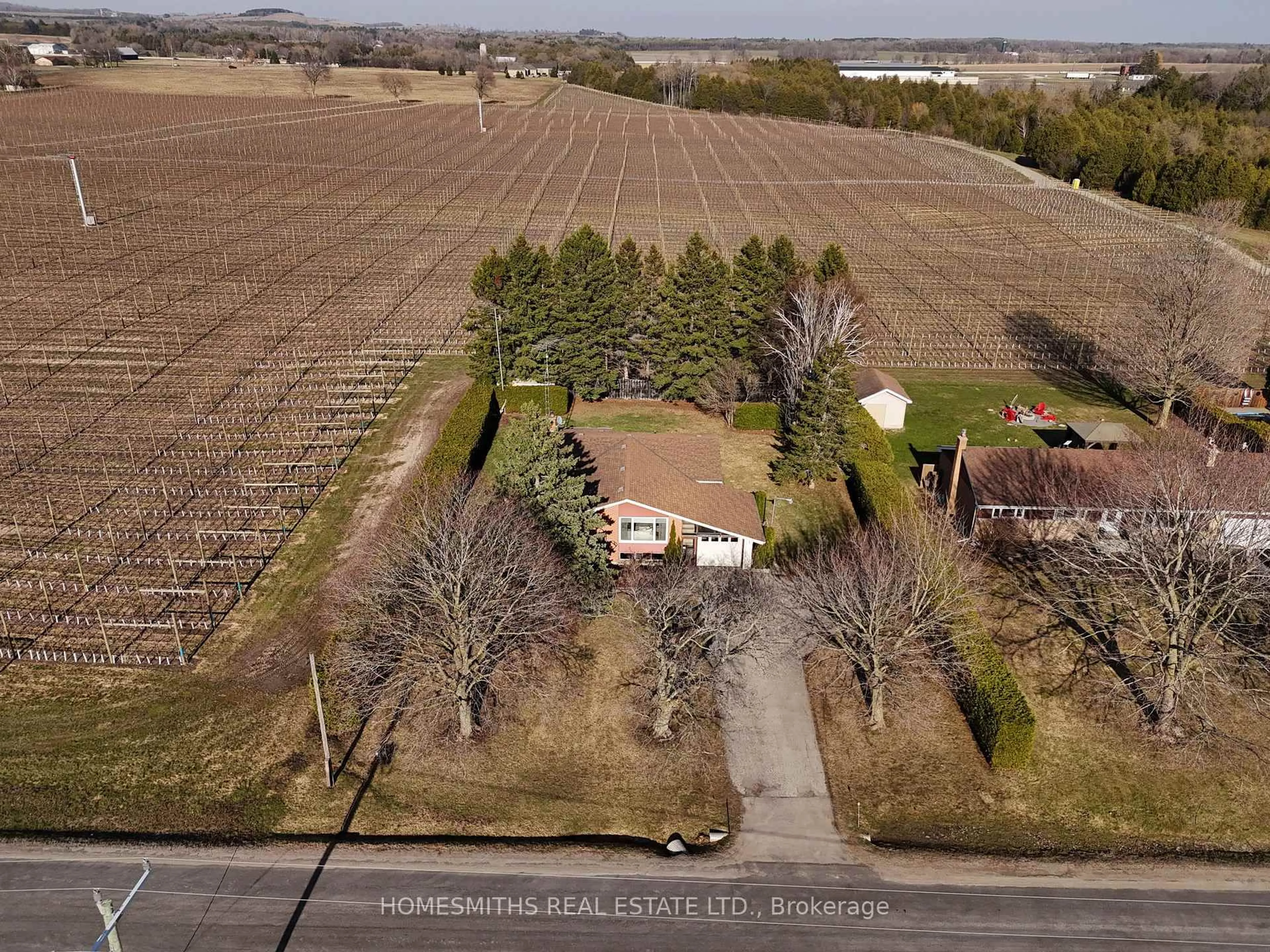 A pic from outside/outdoor area/front of a property/back of a property/a pic from drone, unknown for 3741 Lockhart Rd, Clarington Ontario L0B 1M0