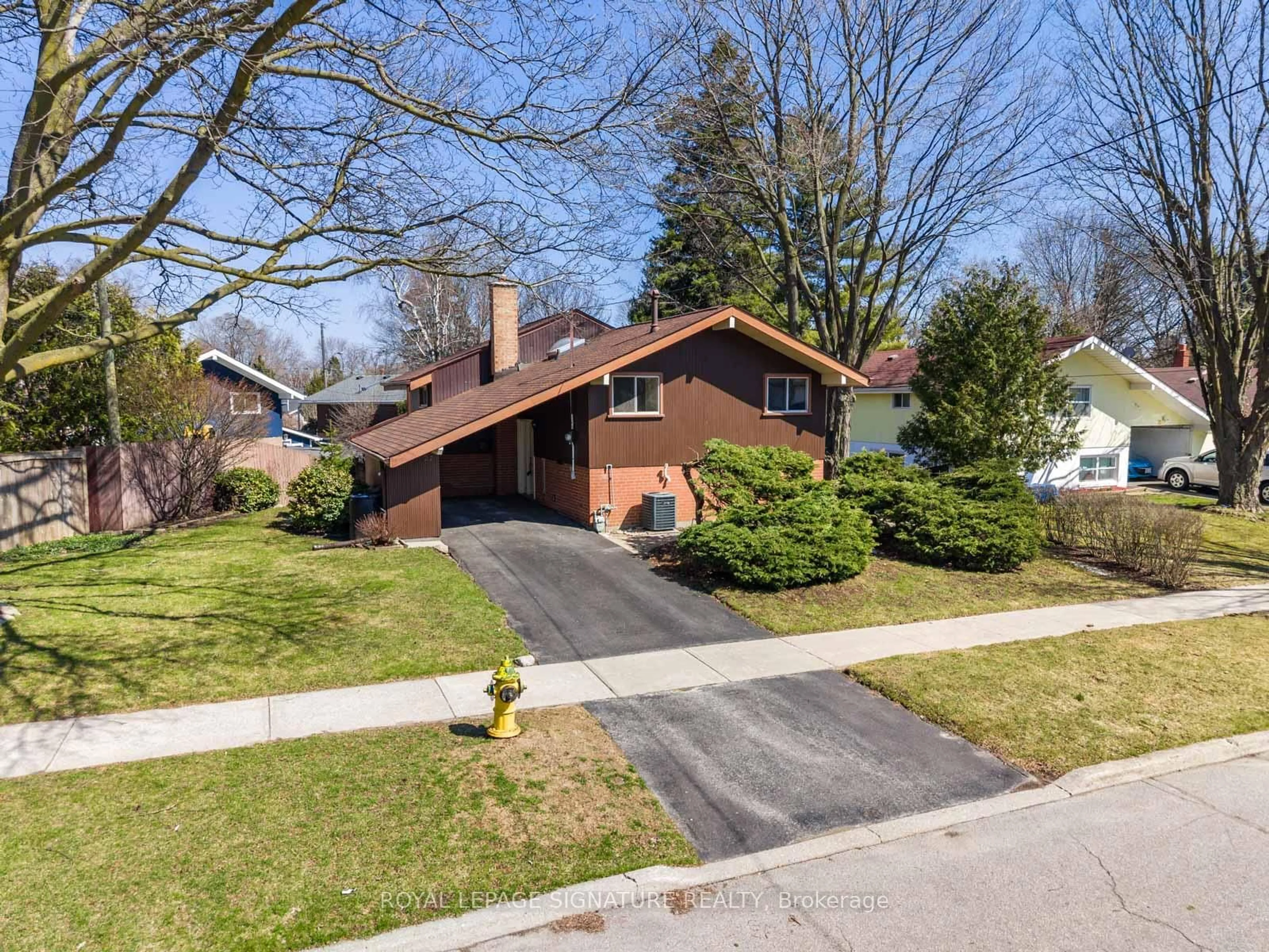 Home with brick exterior material, street for 27 Madras Cres, Toronto Ontario M1G 3L2