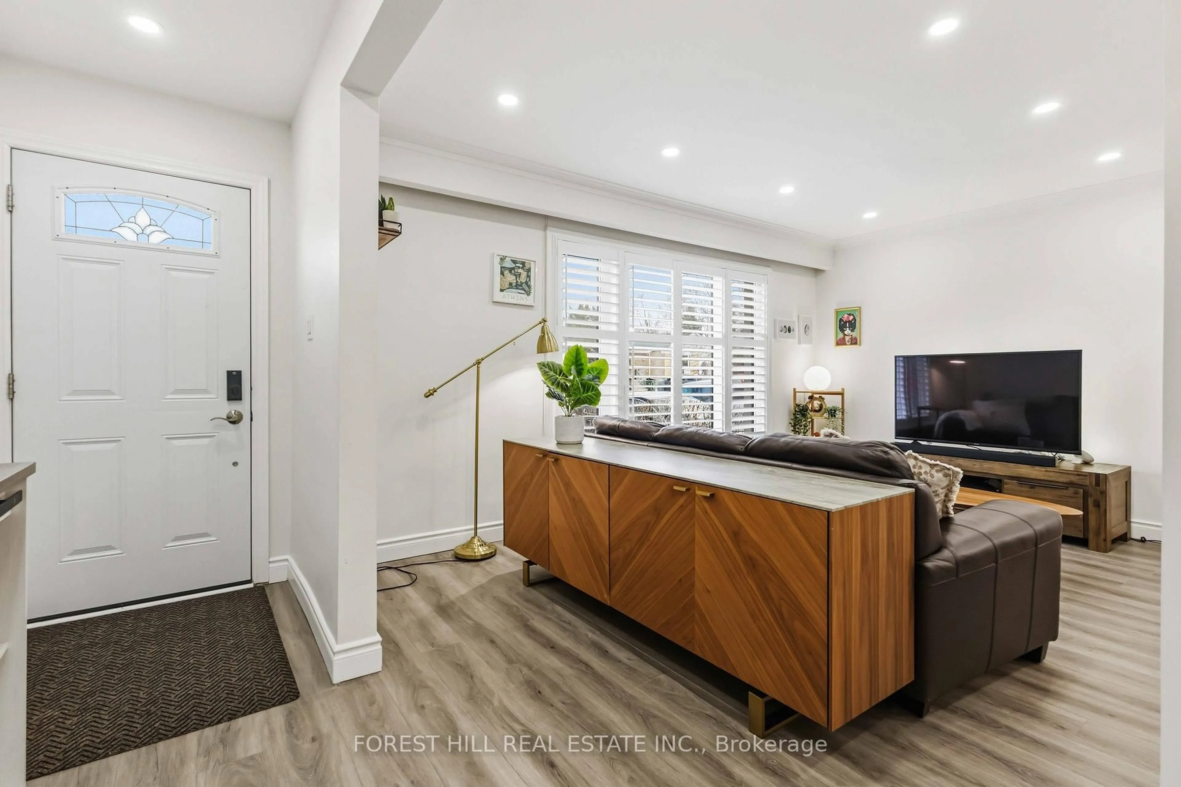 Open concept kitchen, unknown for 23 Japonica Rd, Toronto Ontario M1R 4S1