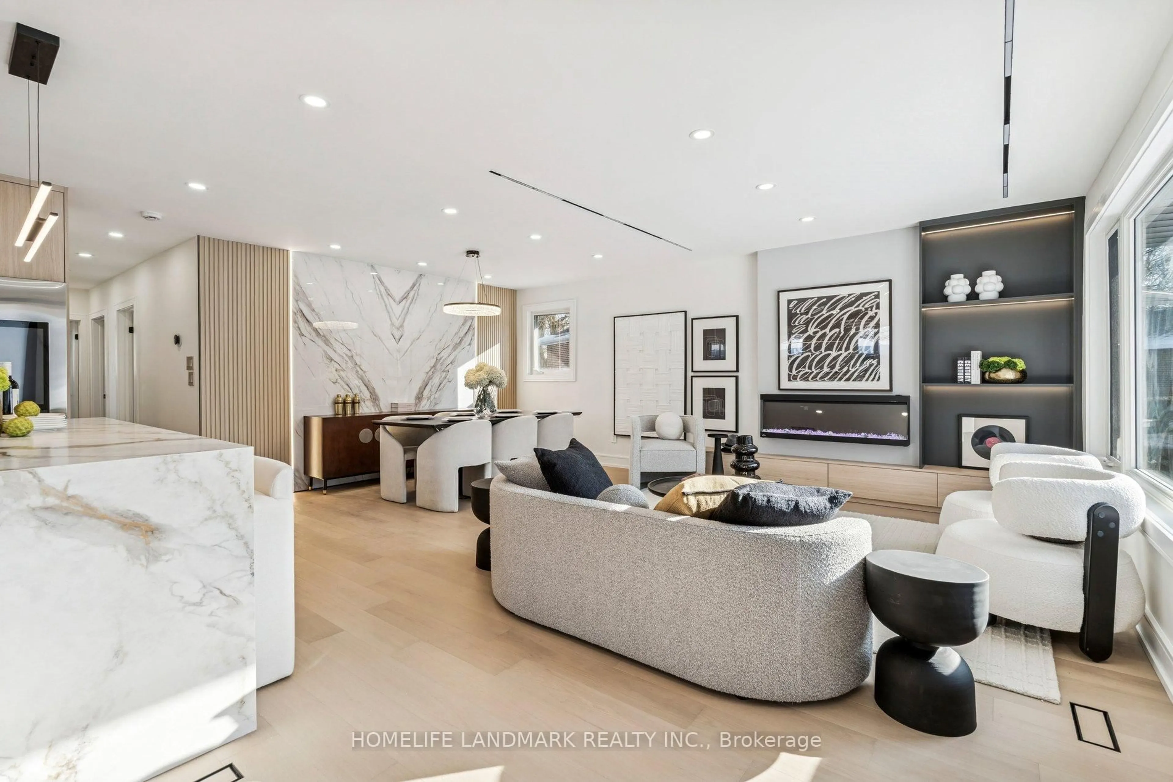 Living room with furniture, unknown for 77 Peace Dr, Toronto Ontario M1G 2V3