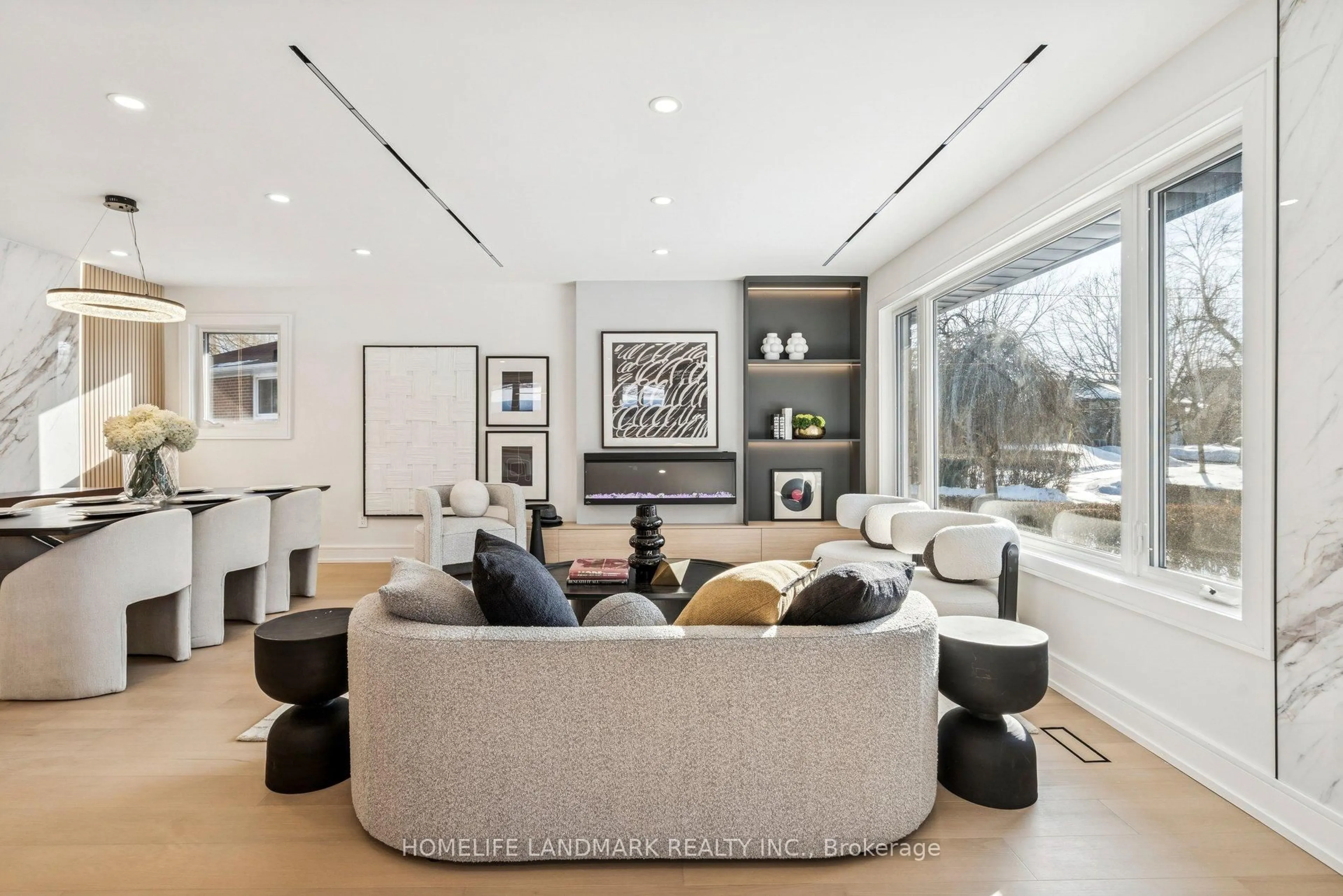 Living room with furniture, unknown for 77 Peace Dr, Toronto Ontario M1G 2V3